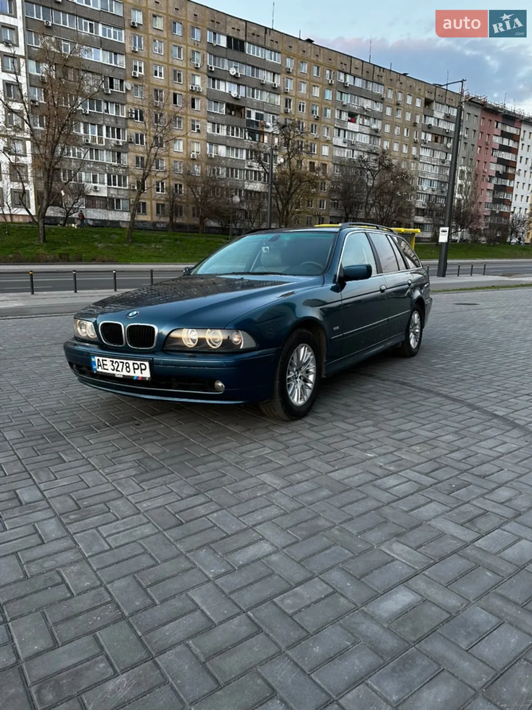 BMW 5 Series, 2001