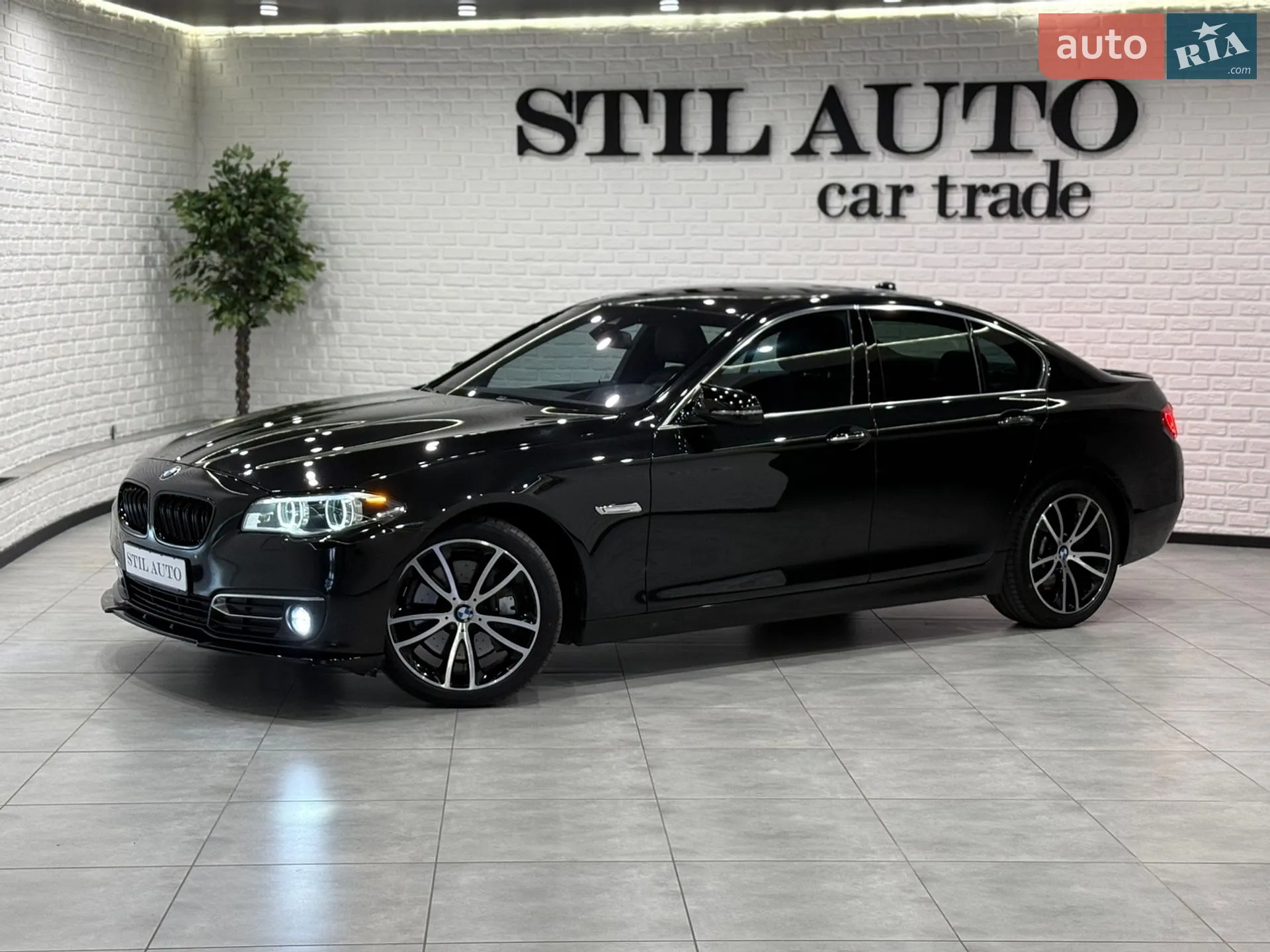 BMW 5 Series, 2015
