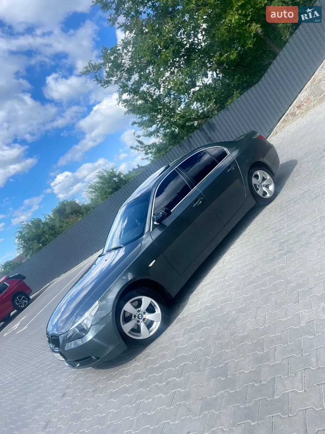 BMW 5 Series, 2003