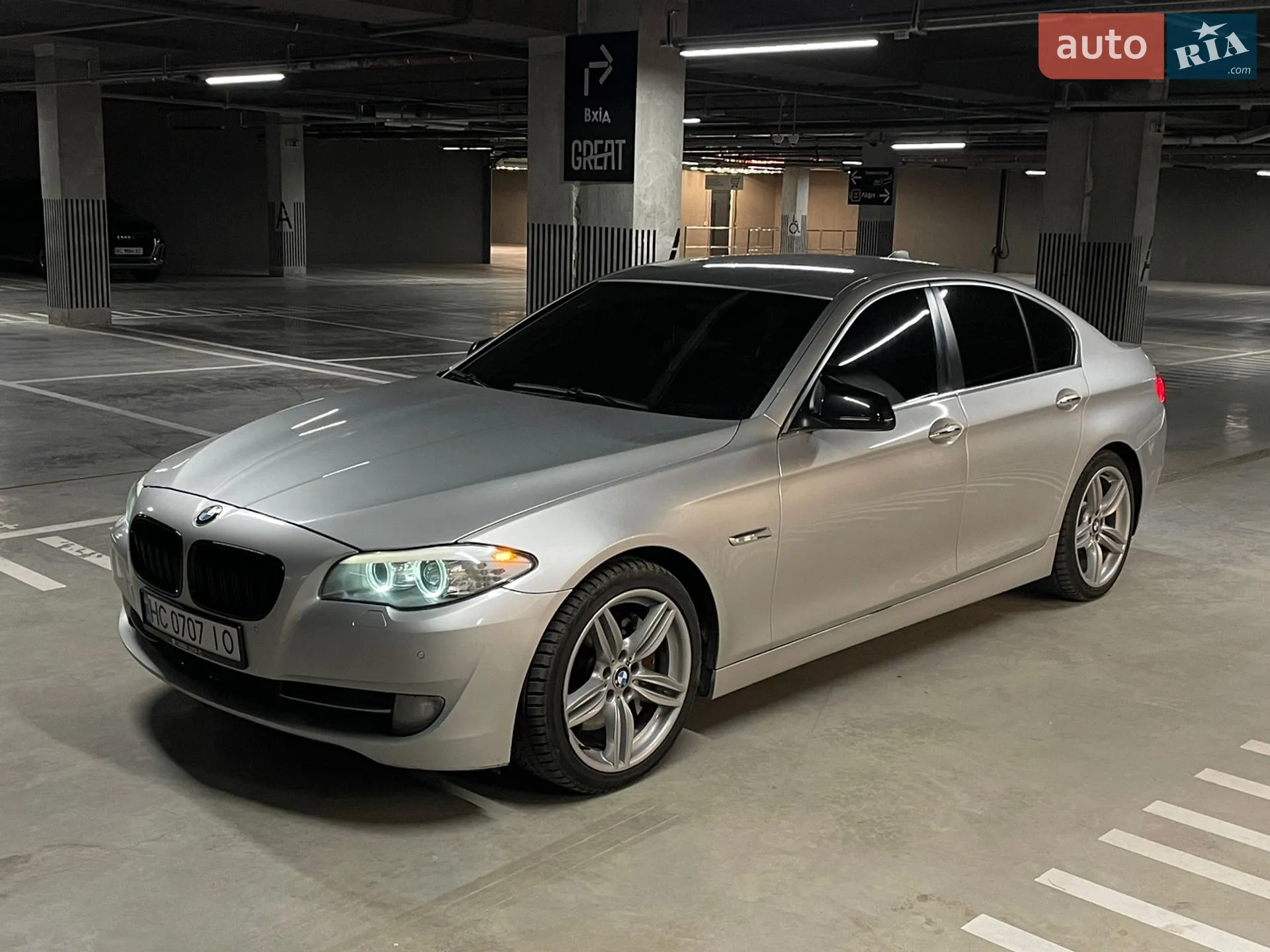 BMW 5 Series, 2010