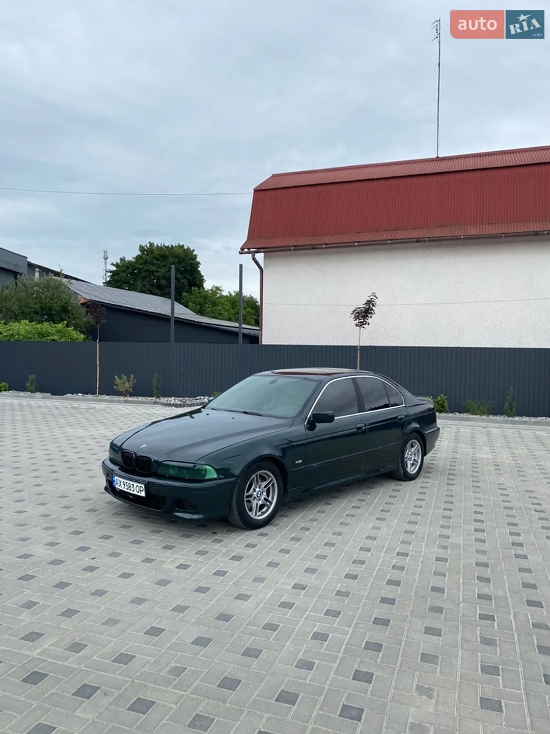 BMW 5 Series, 2000