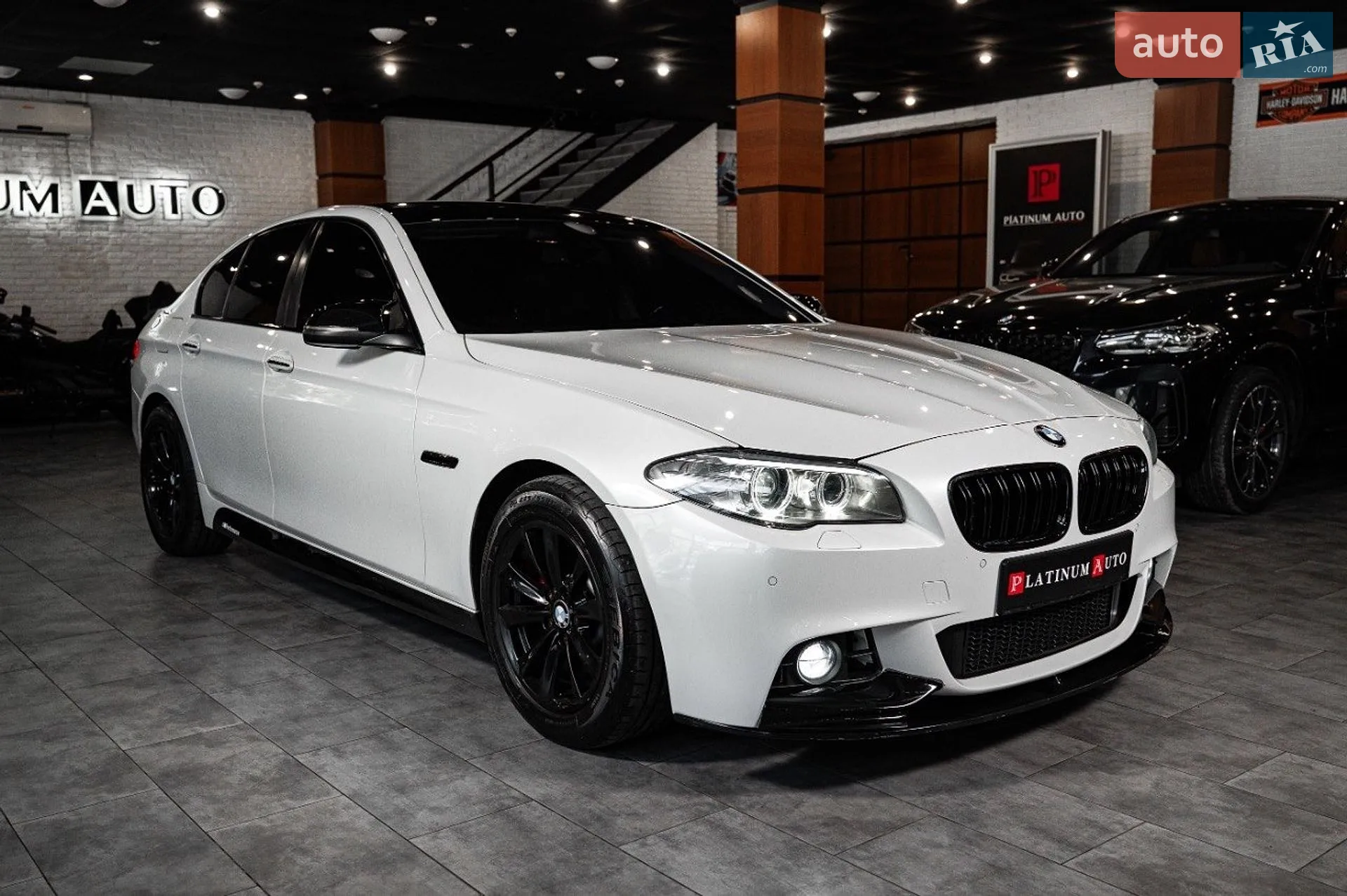 BMW 5 Series, 2016