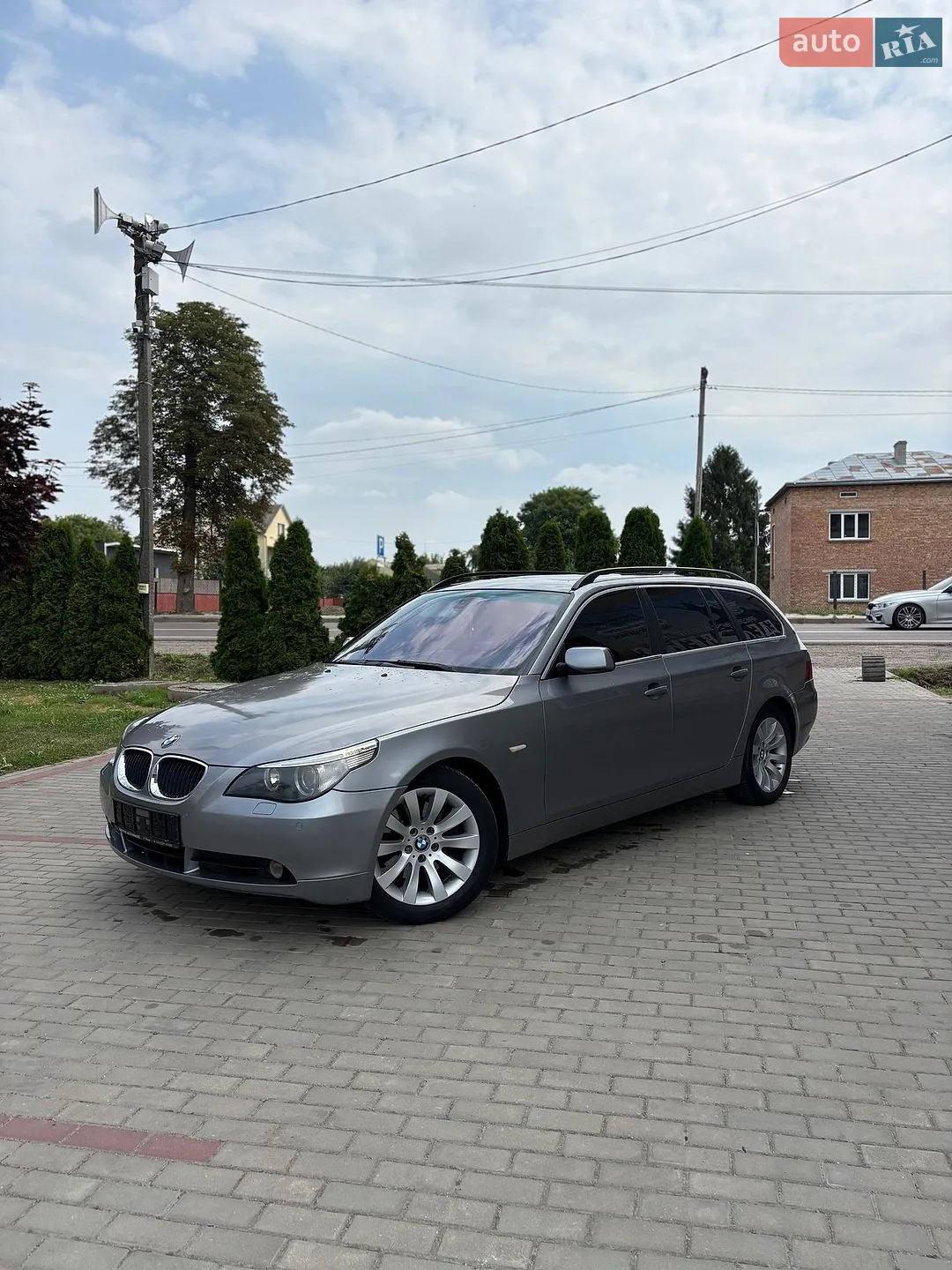 BMW 5 Series, 2004