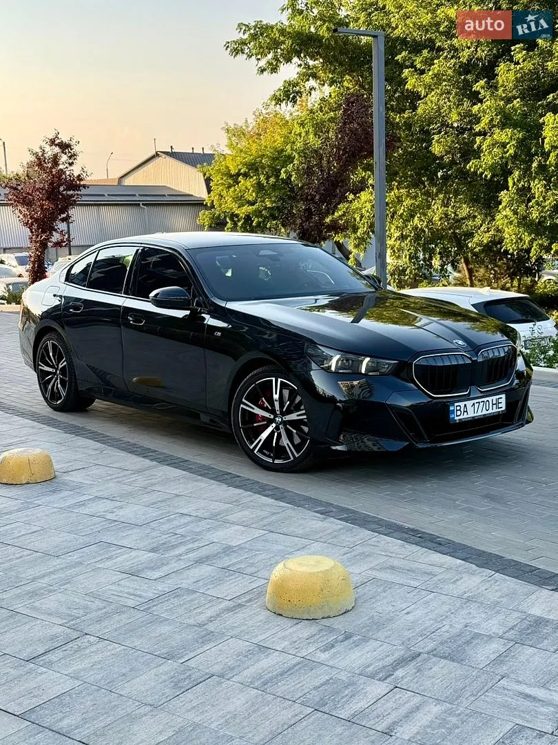 BMW 5 Series, 2025