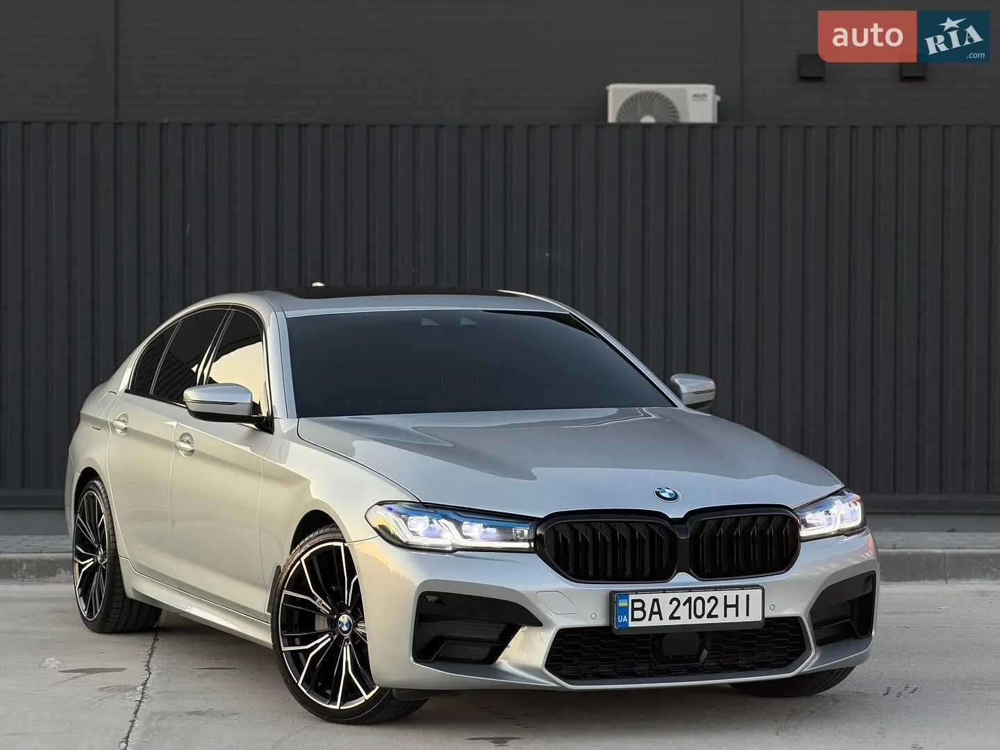 BMW 5 Series, 2019