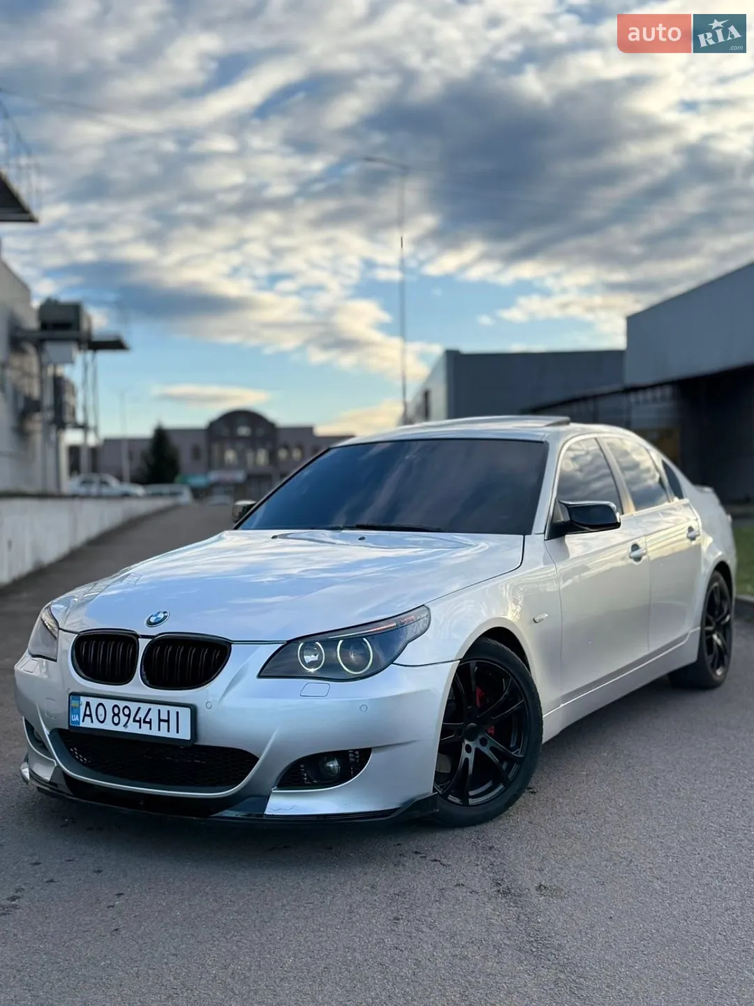 BMW 5 Series, 2003