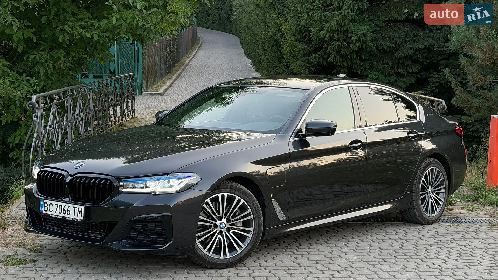 BMW 5 Series, 2019