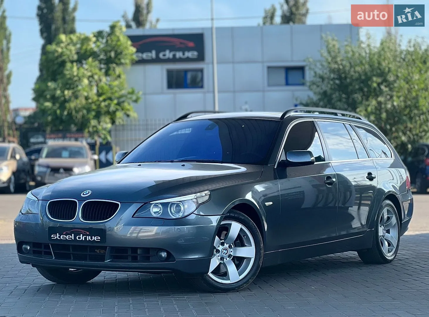 BMW 5 Series, 2005