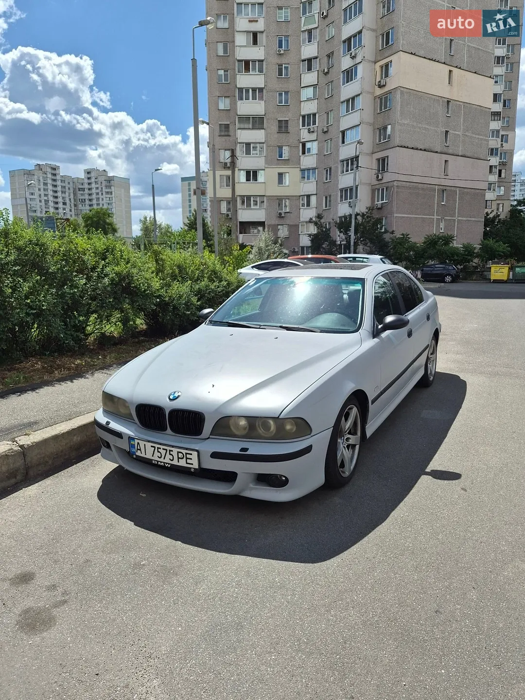 BMW 5 Series, 2001