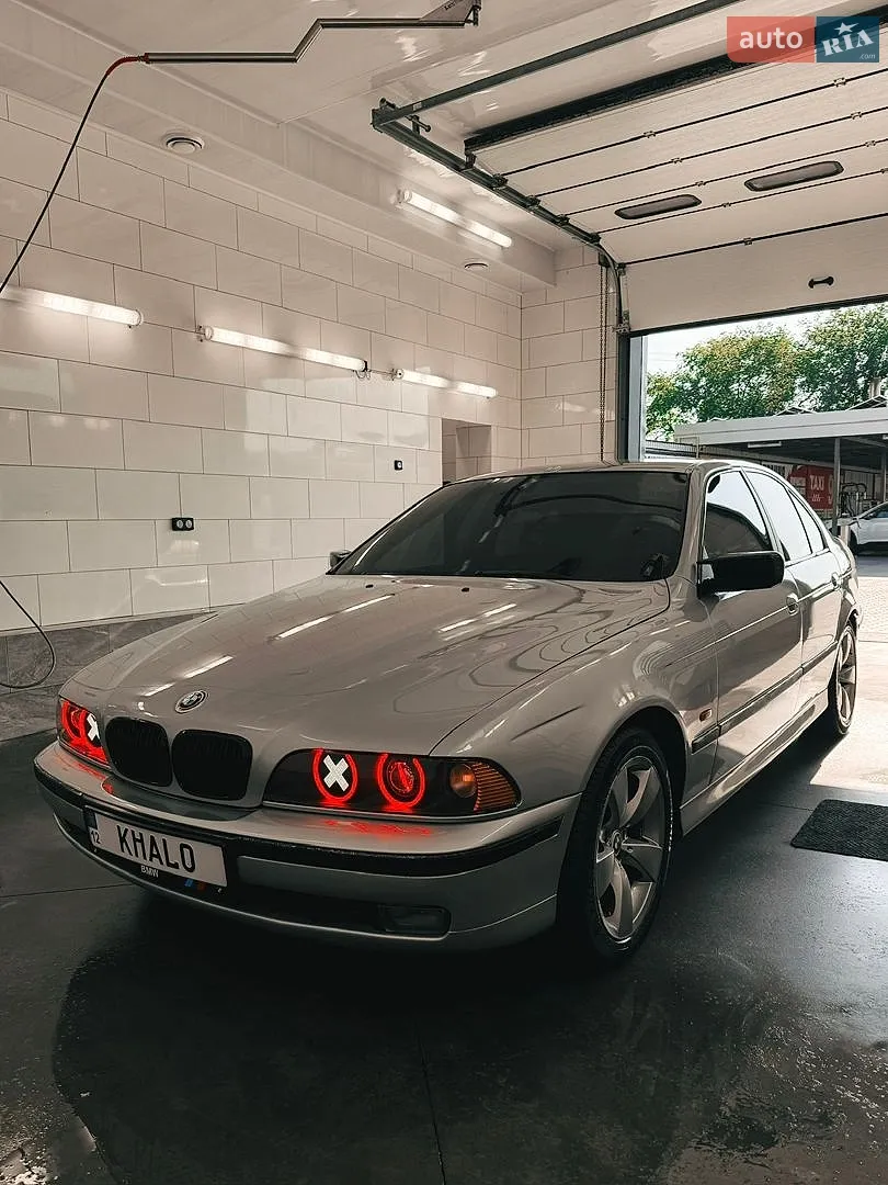 BMW 5 Series, 2000
