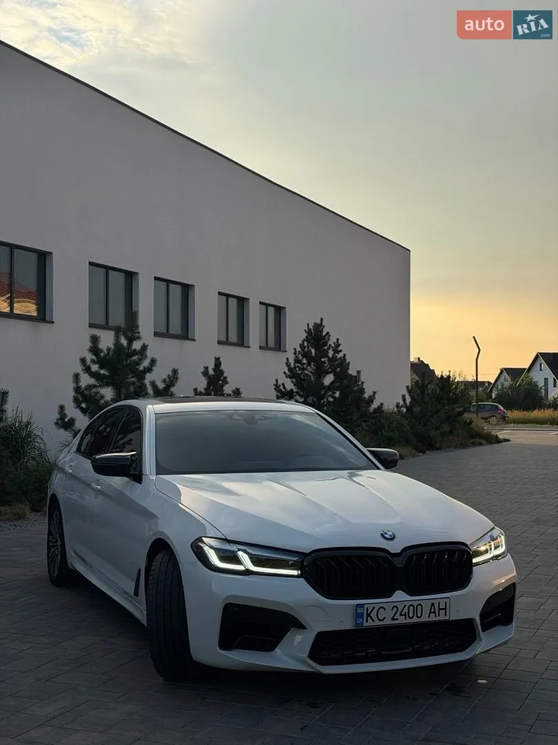 BMW 5 Series, 2019