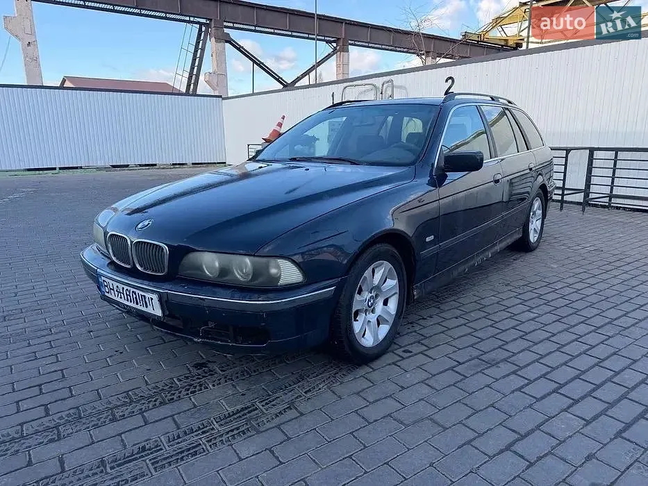 BMW 5 Series, 2000