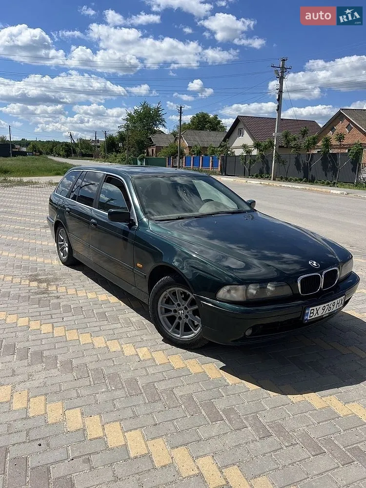 BMW 5 Series, 2001