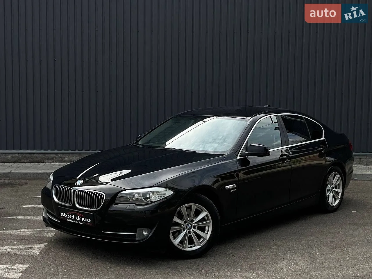 BMW 5 Series, 2011