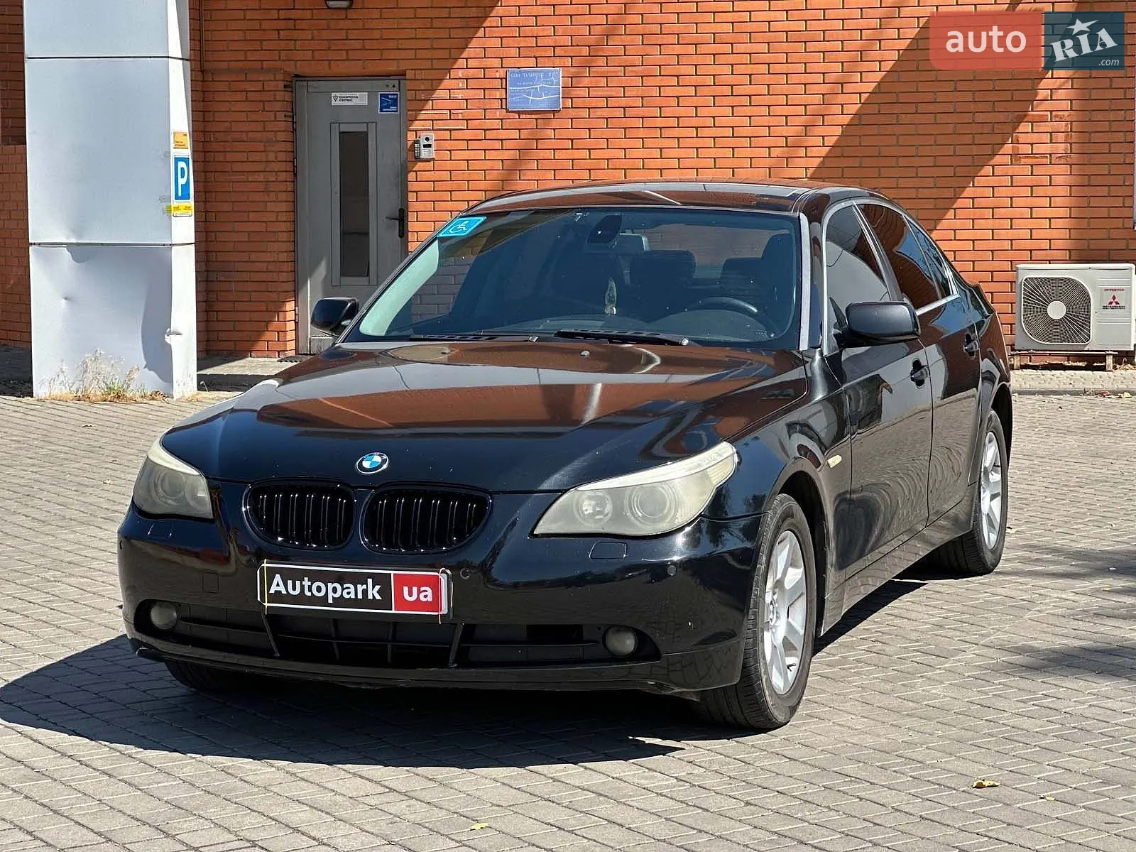 BMW 5 Series, 2004