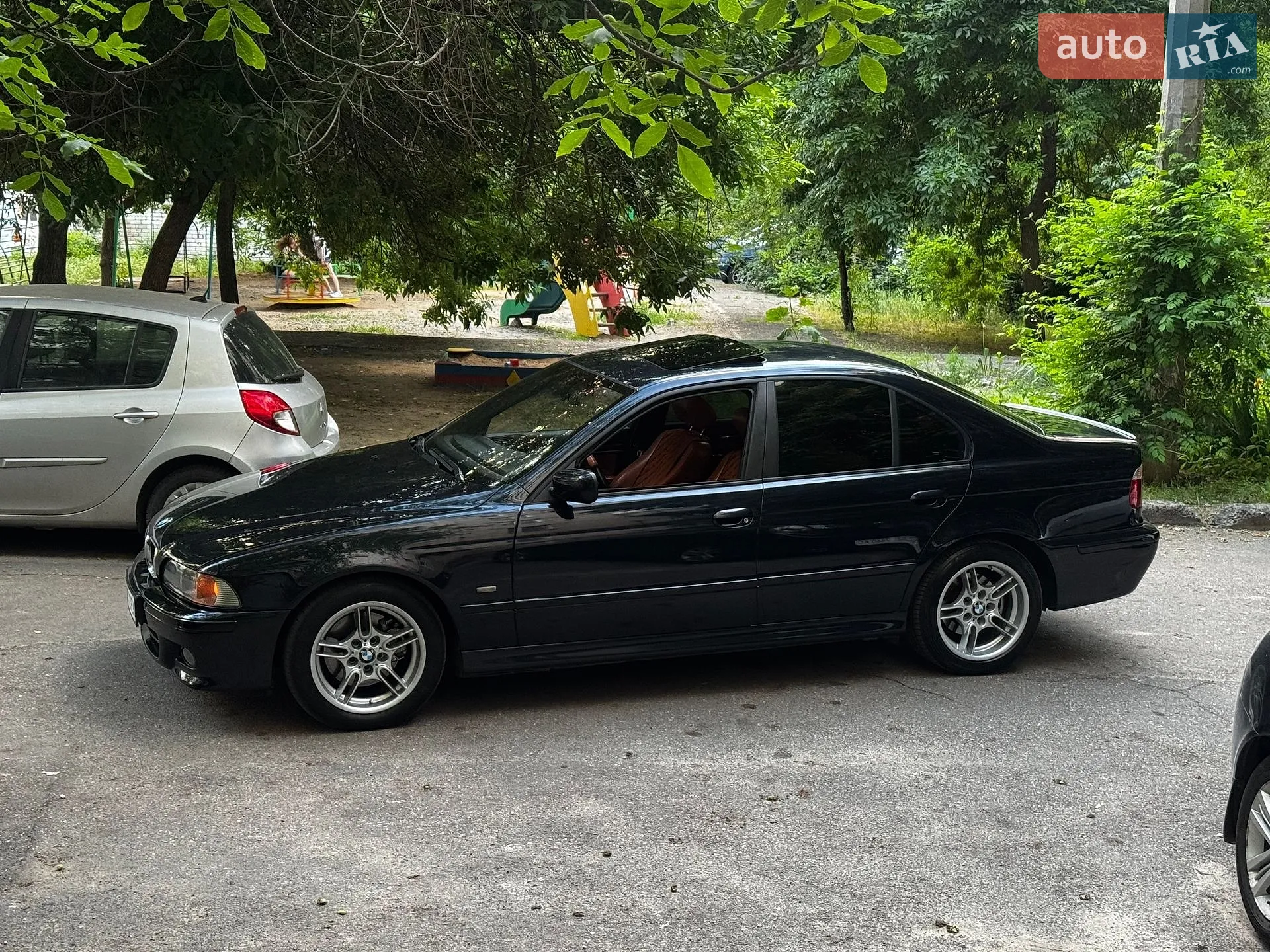 BMW 5 Series, 2003