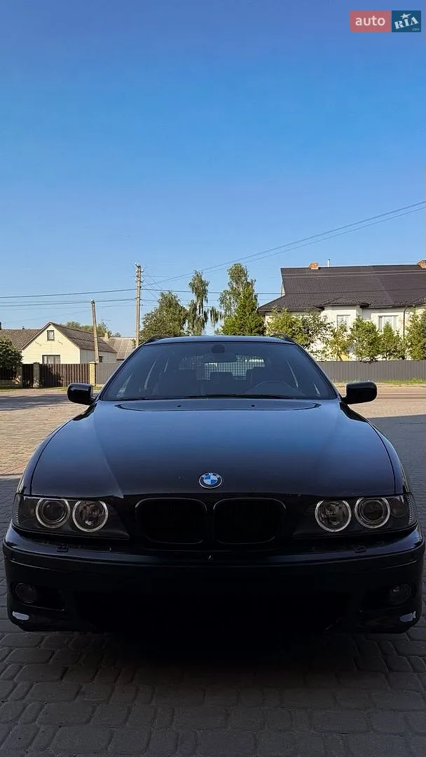 BMW 5 Series, 2002