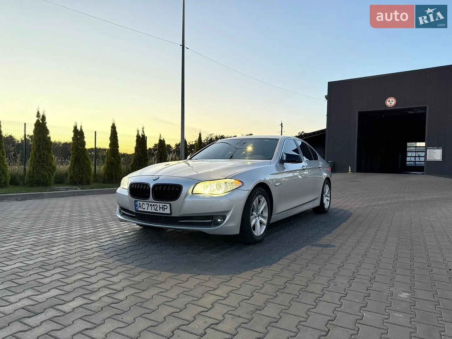 BMW 5 Series, 2011