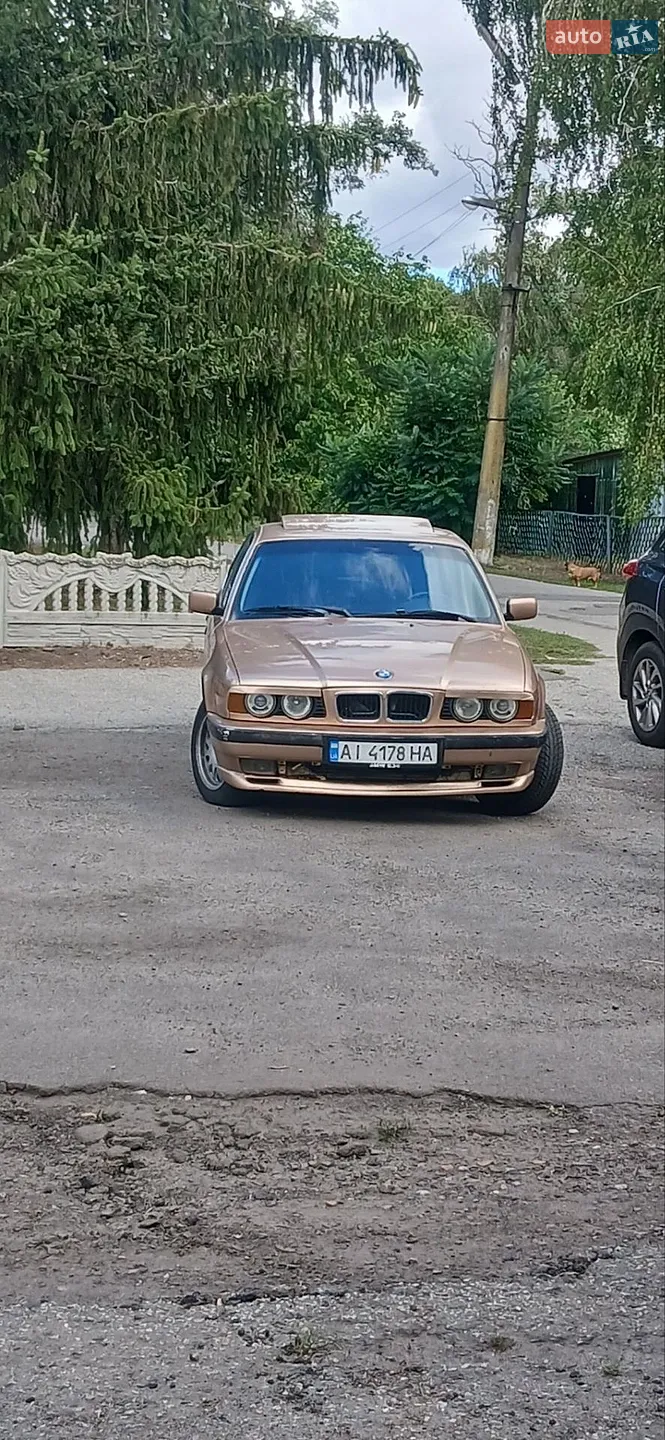 BMW 5 Series, 1990