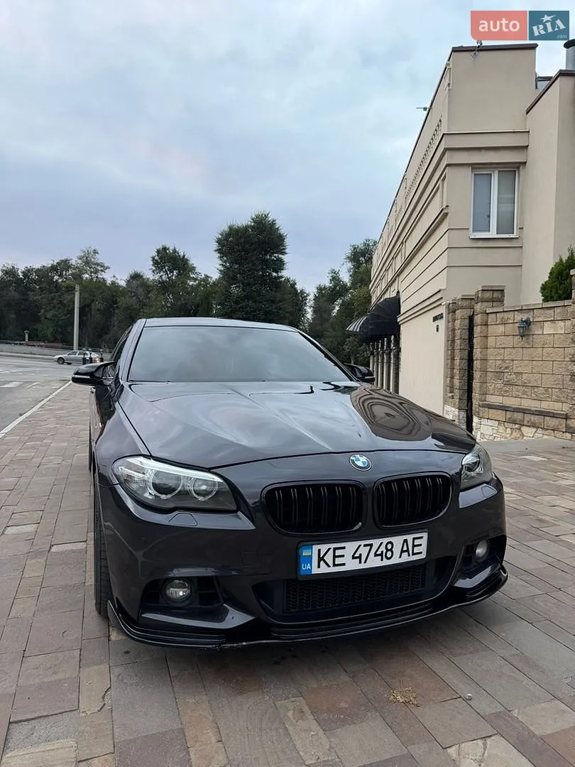 BMW 5 Series, 2016