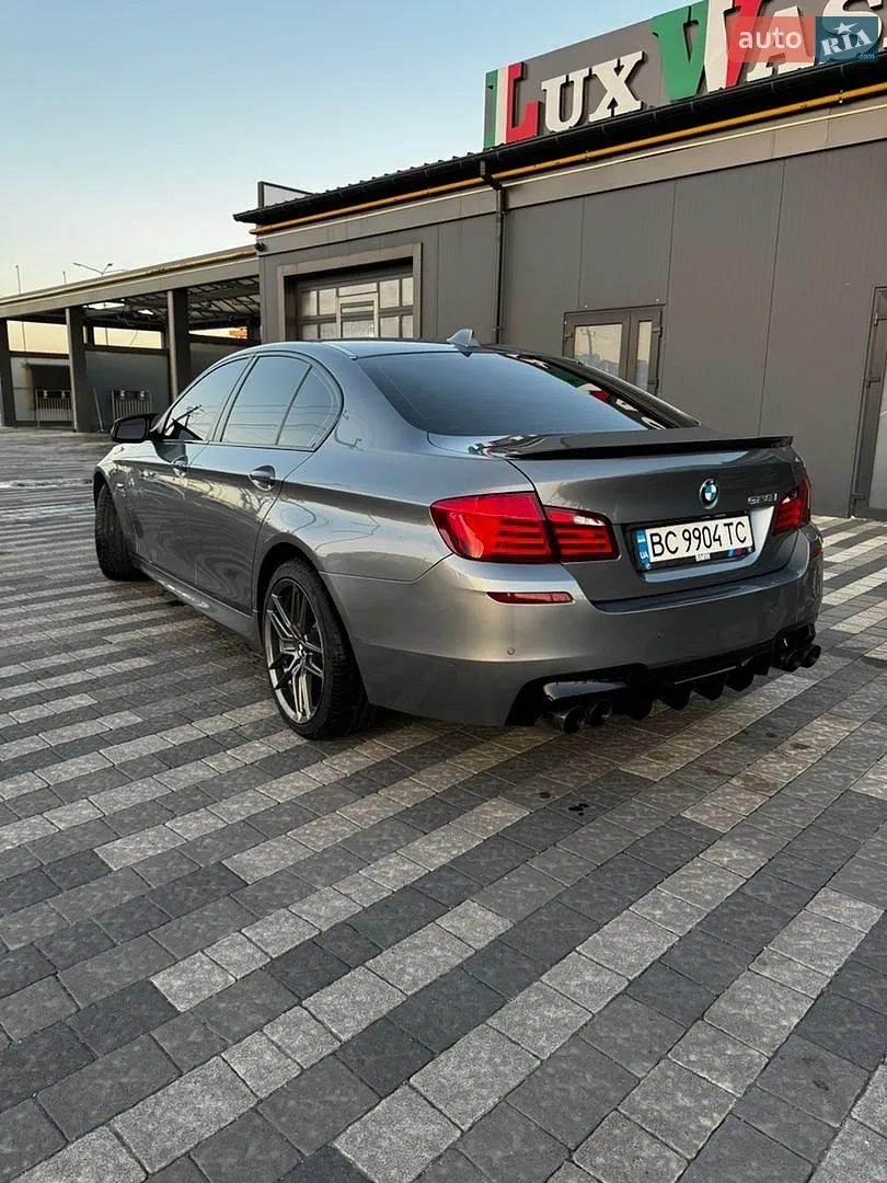 BMW 5 Series, 2011