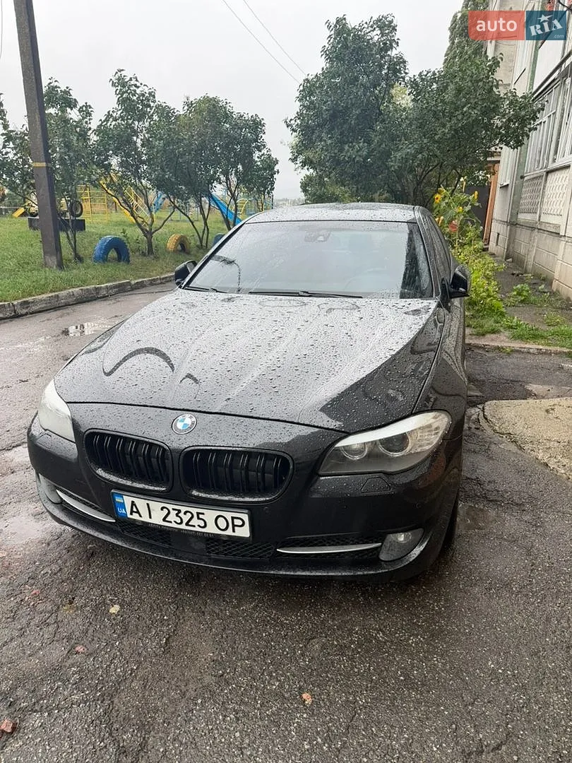 BMW 5 Series, 2010