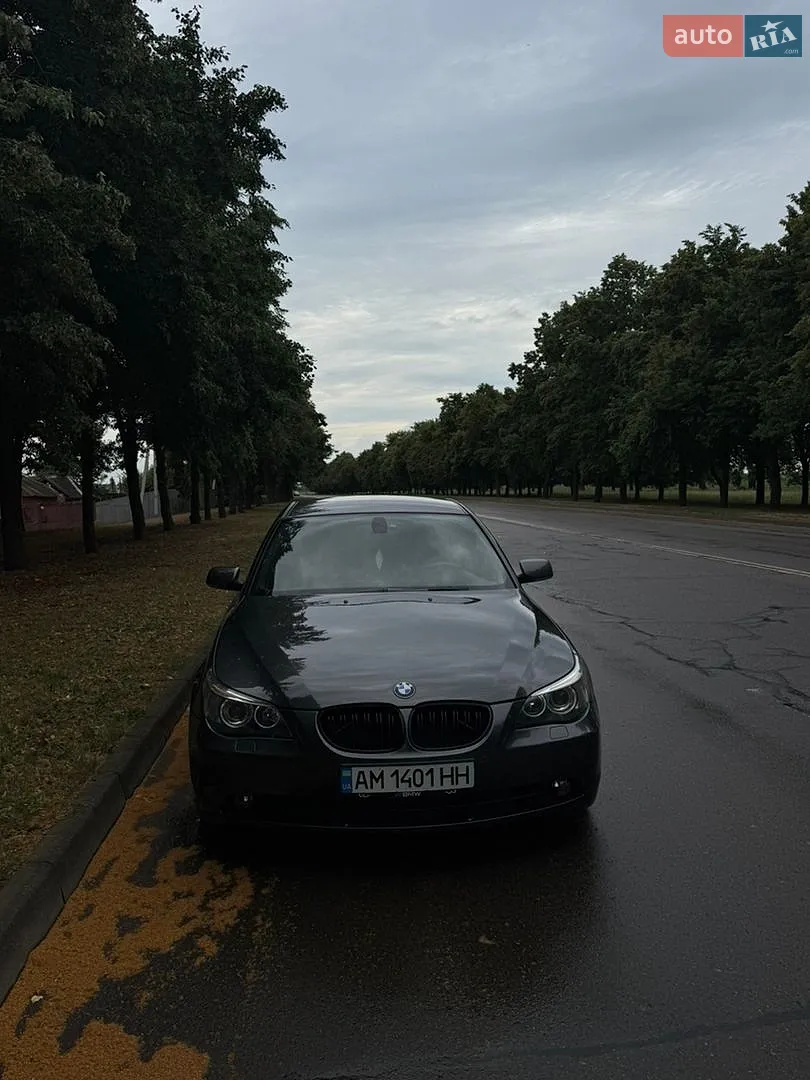 BMW 5 Series, 2005