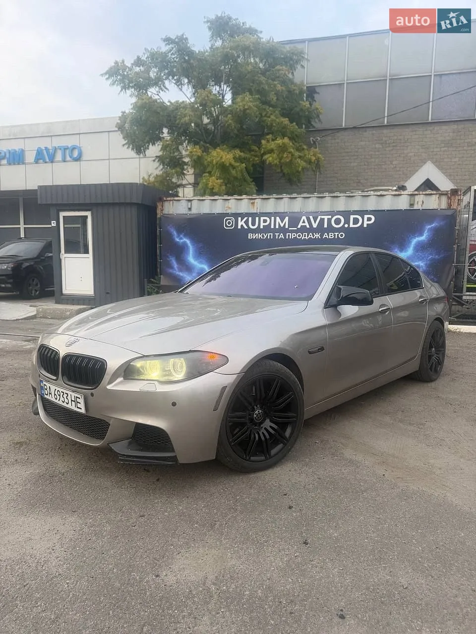 BMW 5 Series, 2010