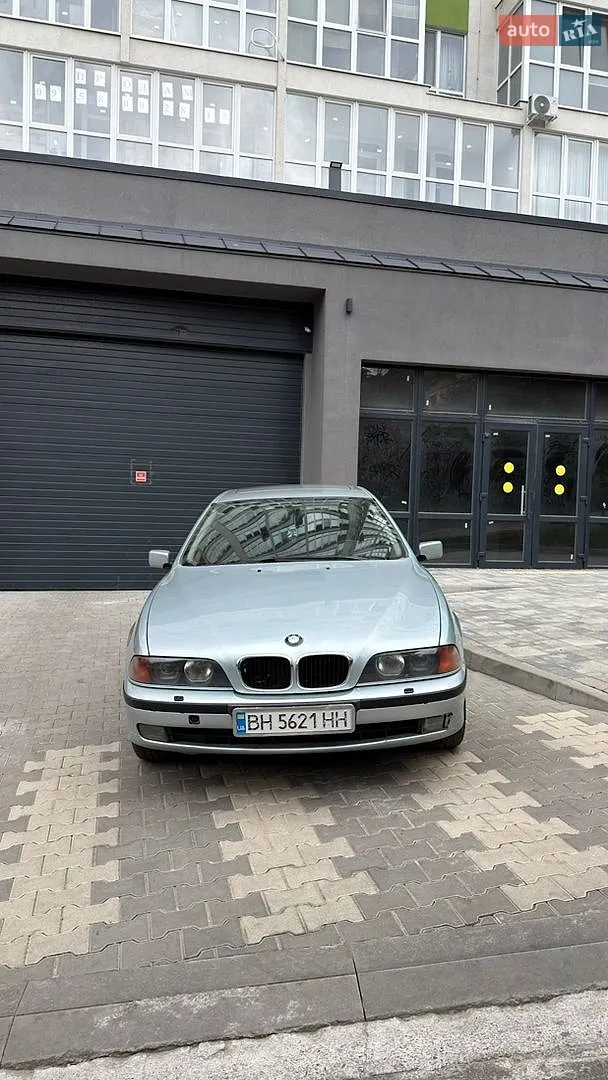 BMW 5 Series, 1998