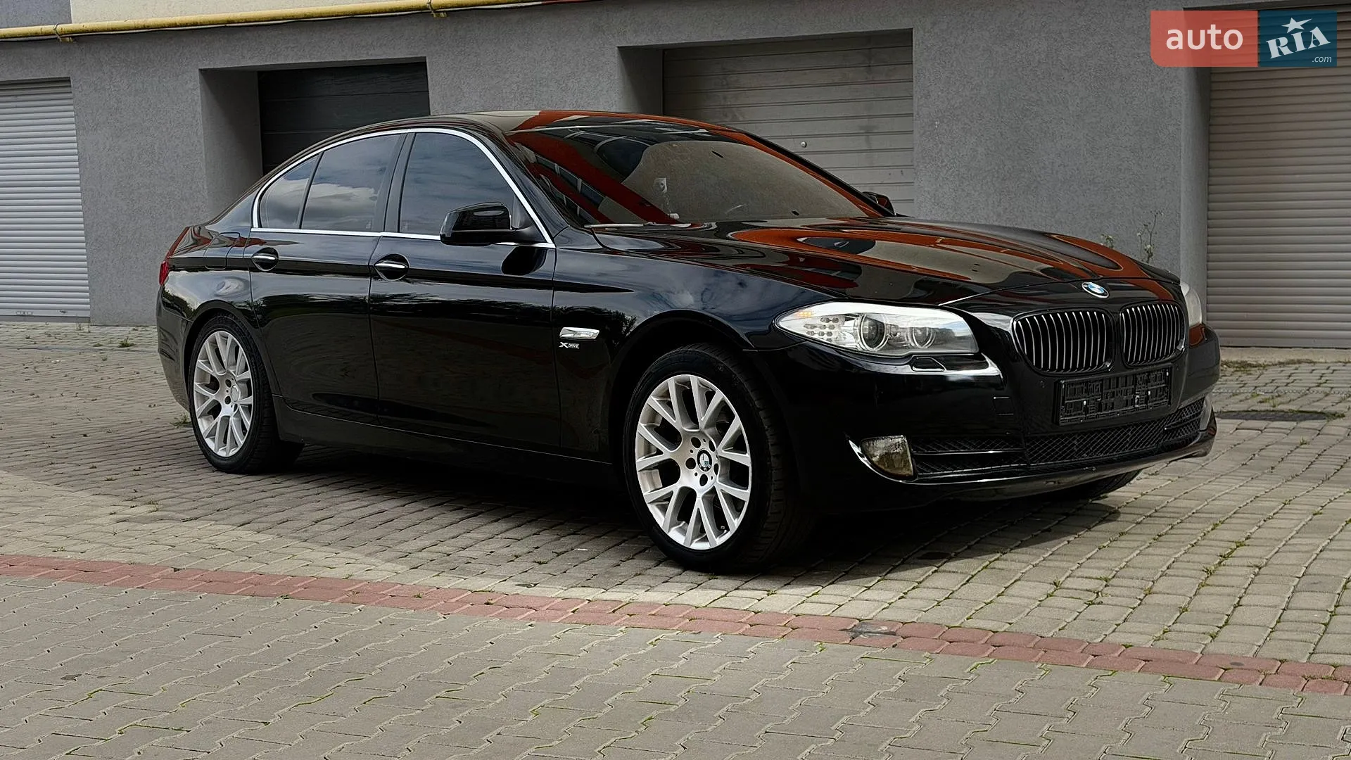 BMW 5 Series, 2011