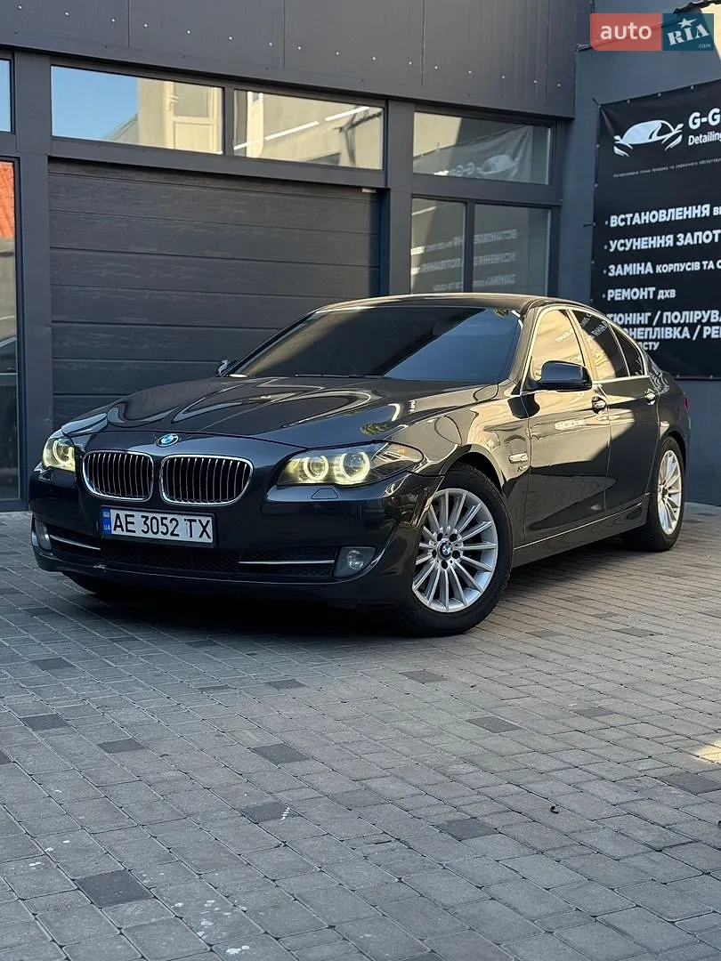 BMW 5 Series, 2010