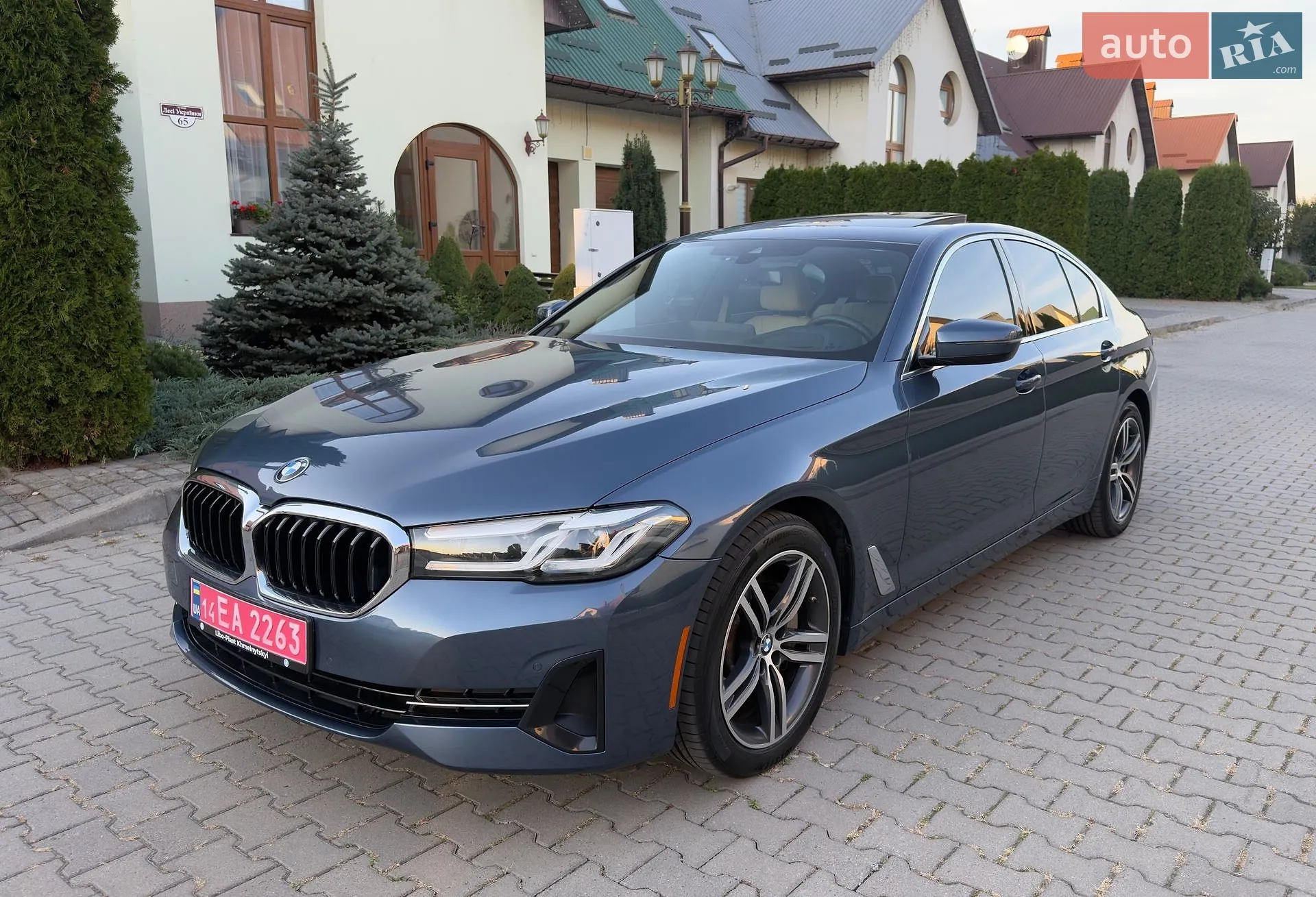 BMW 5 Series, 2023