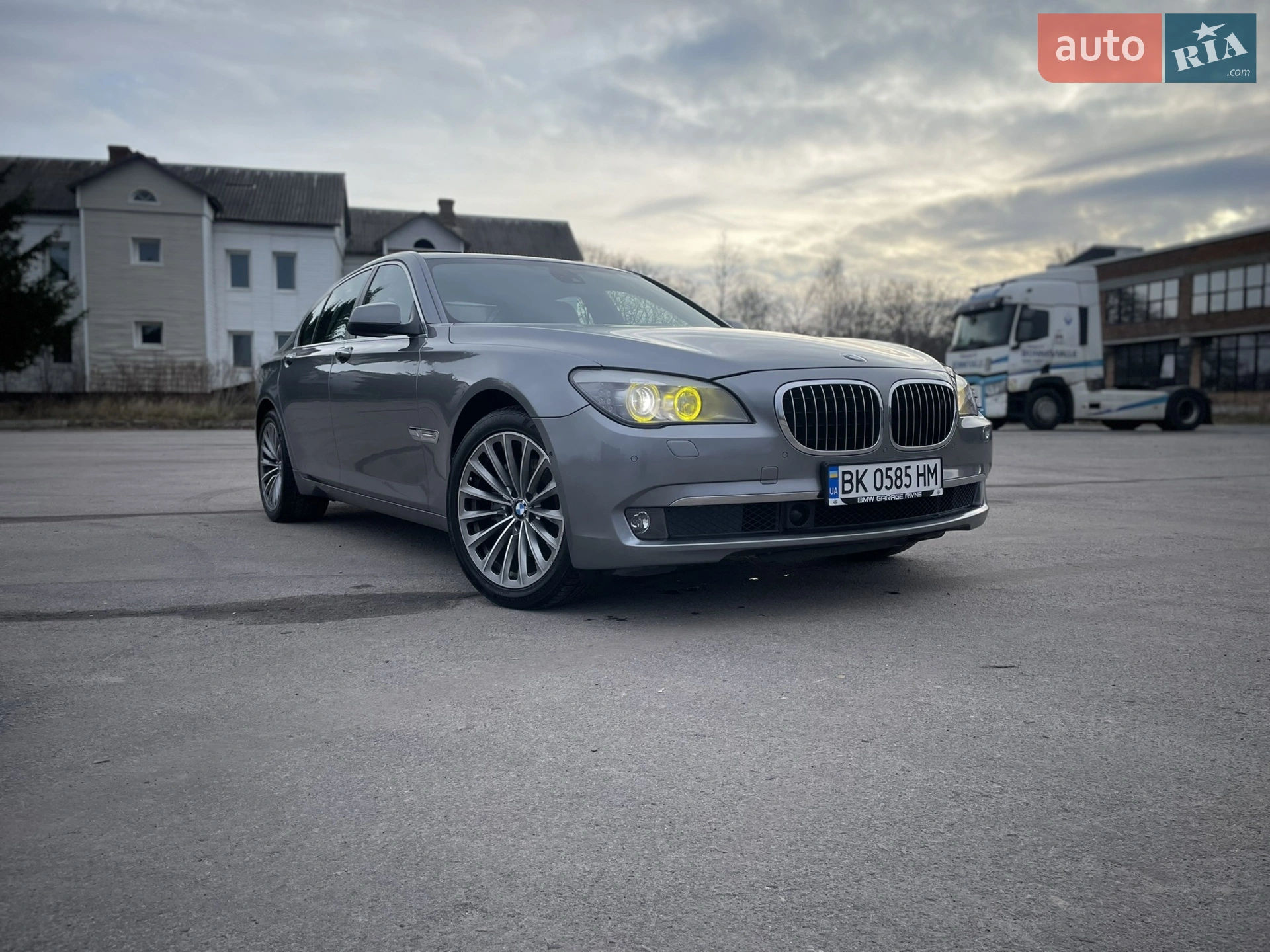 BMW 7 Series, 2010