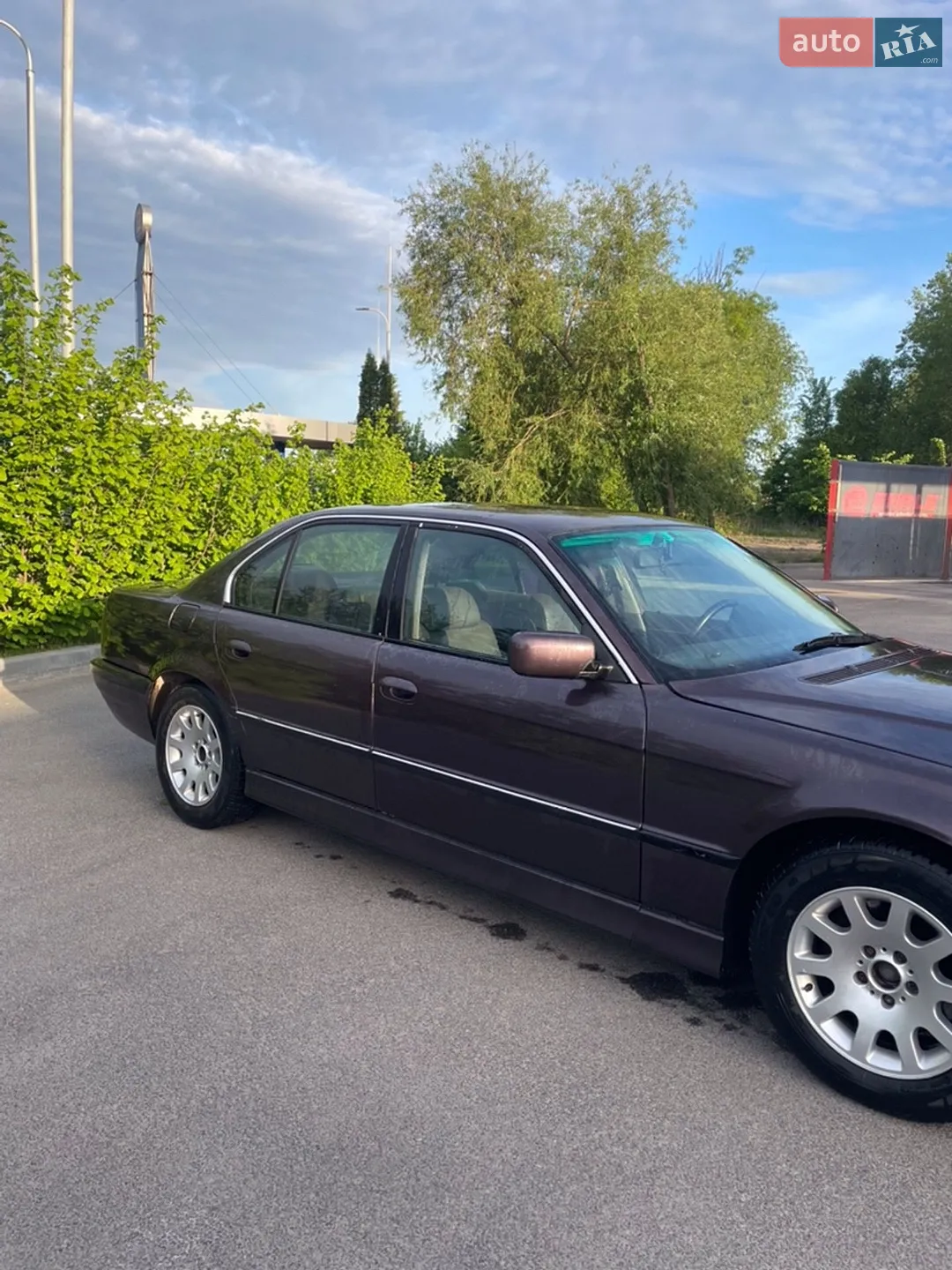 BMW 7 Series, 1998