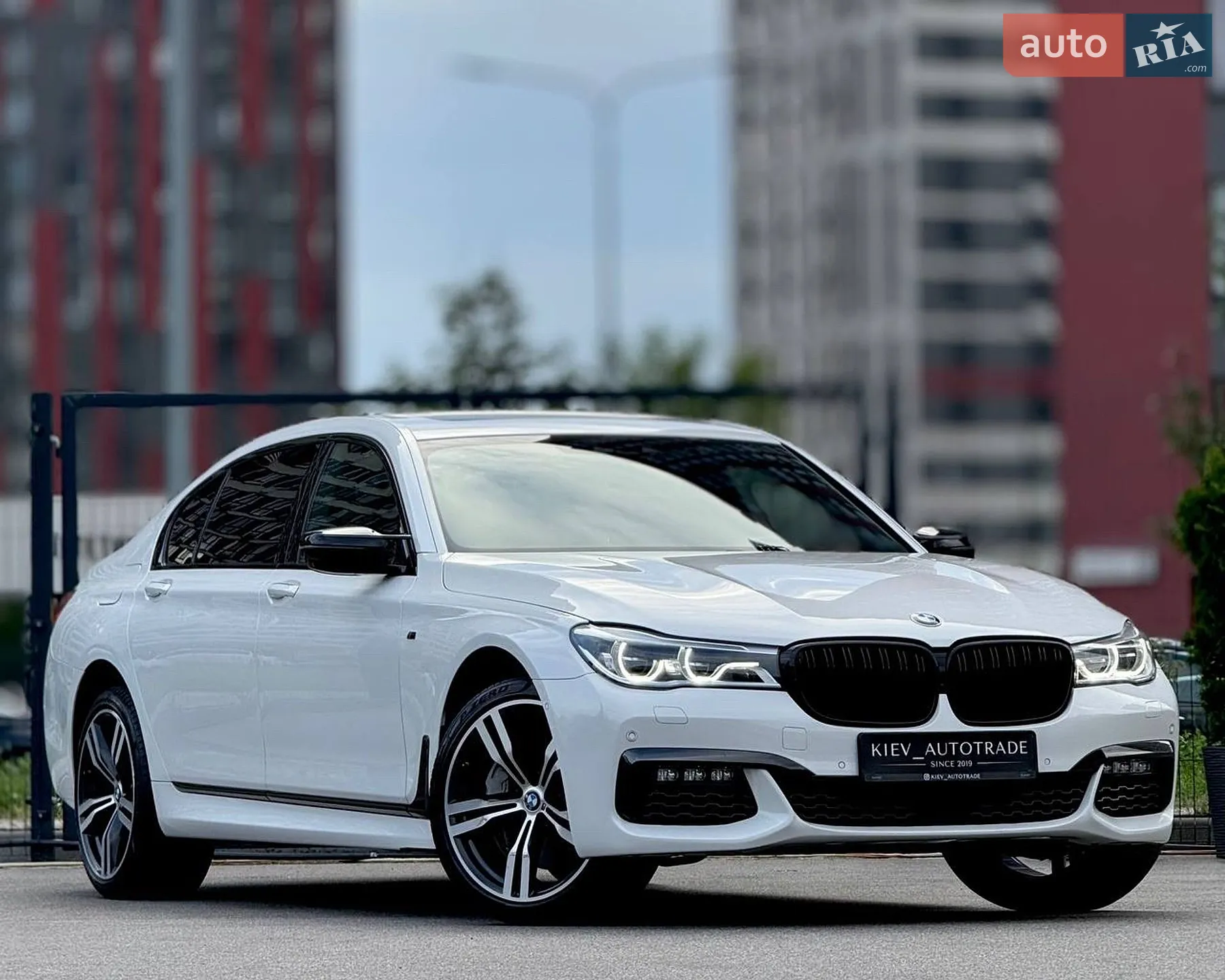 BMW 7 Series 2016 — 1