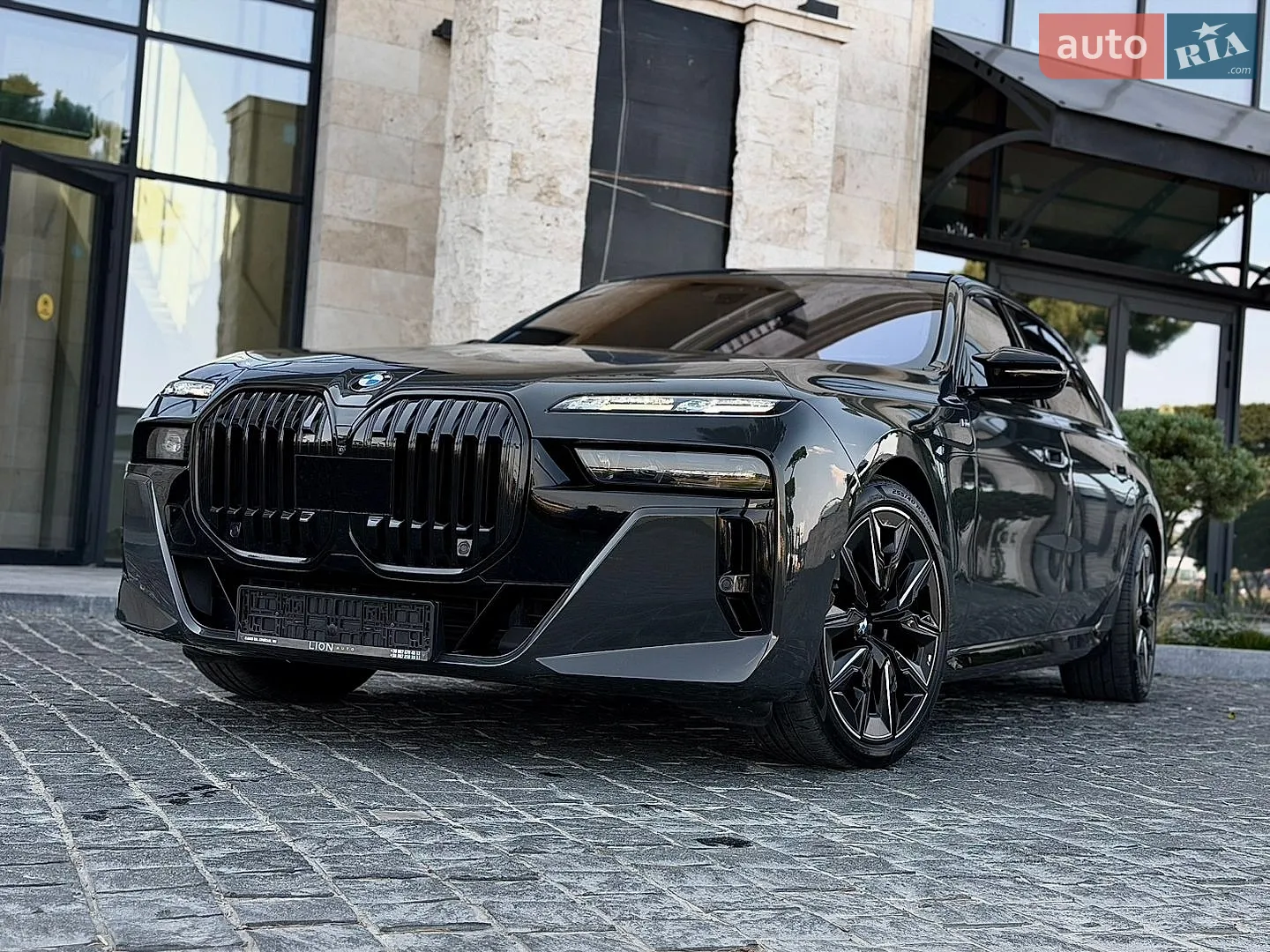 BMW 7 Series, 2023