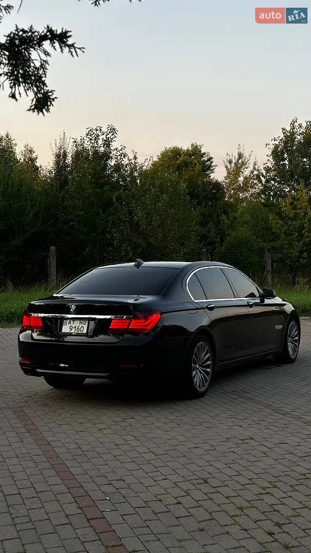 BMW 7 Series, 2010