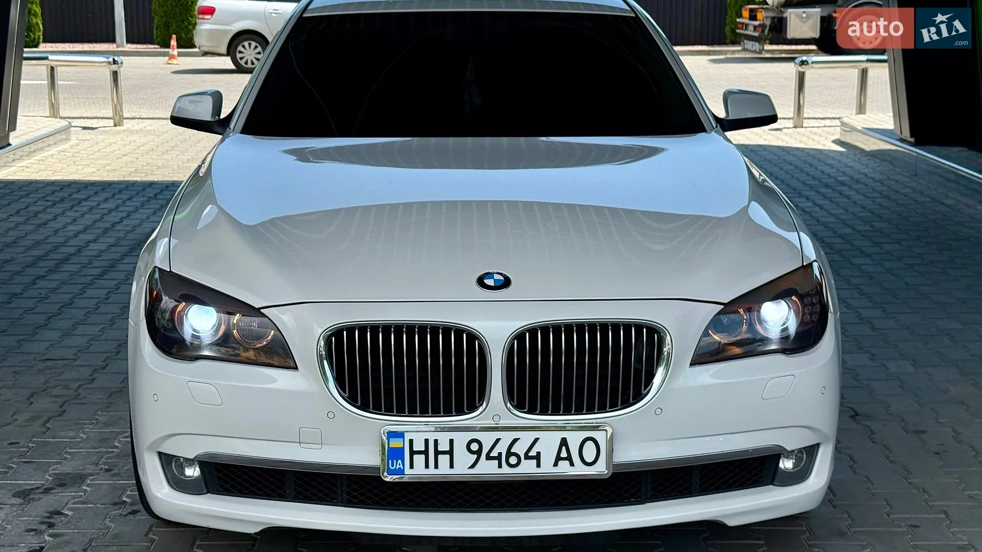 BMW 7 Series, 2010
