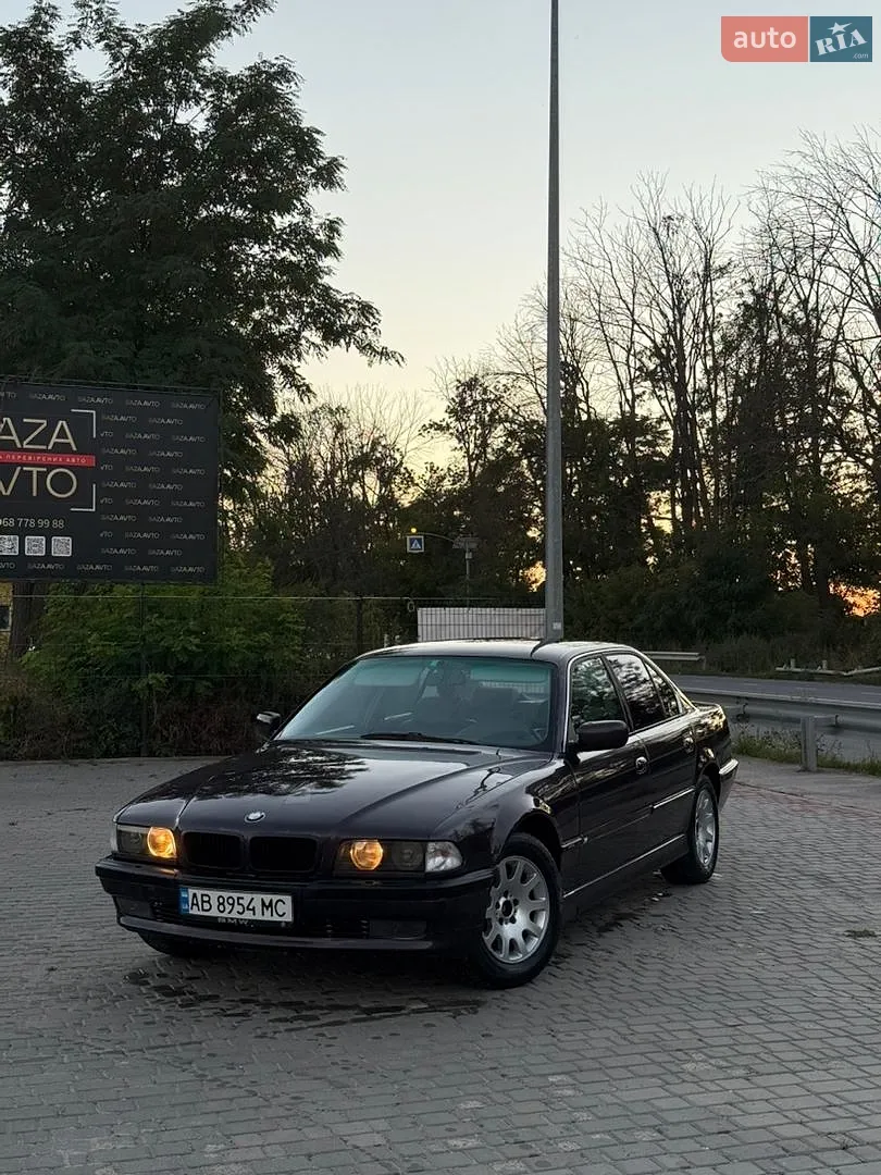 BMW 7 Series, 1998