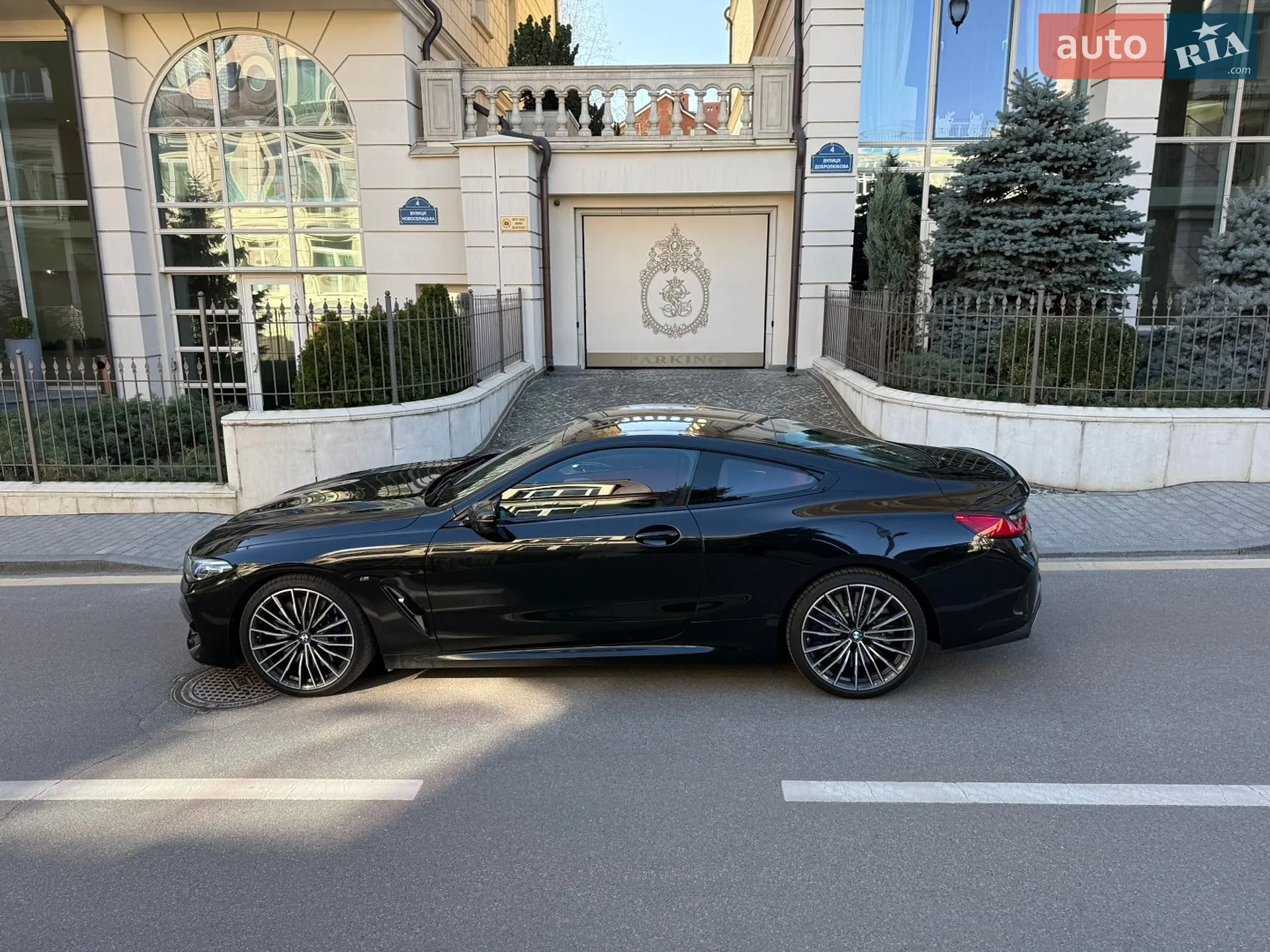BMW 8 Series, 2019