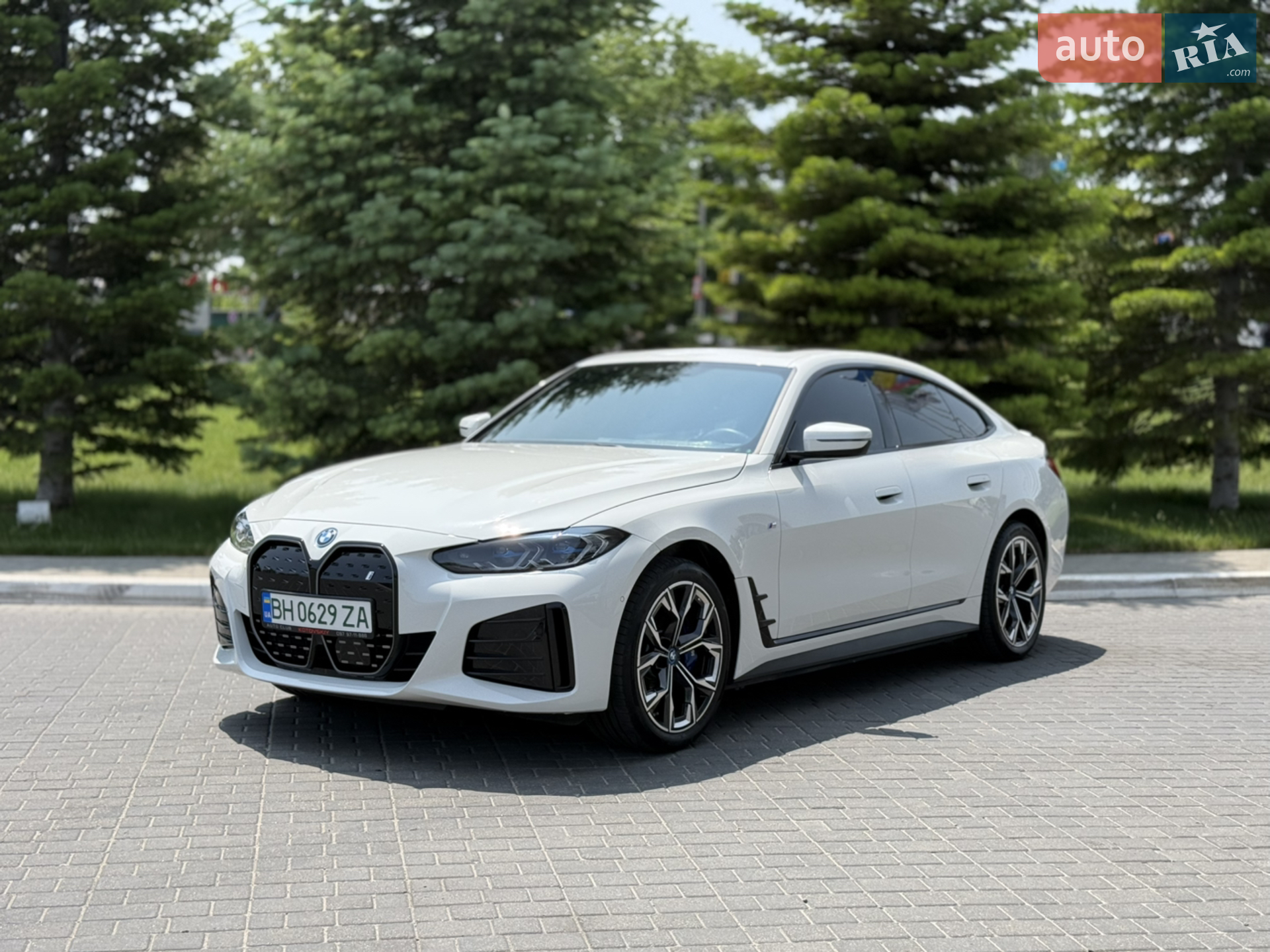 BMW i4, 2022