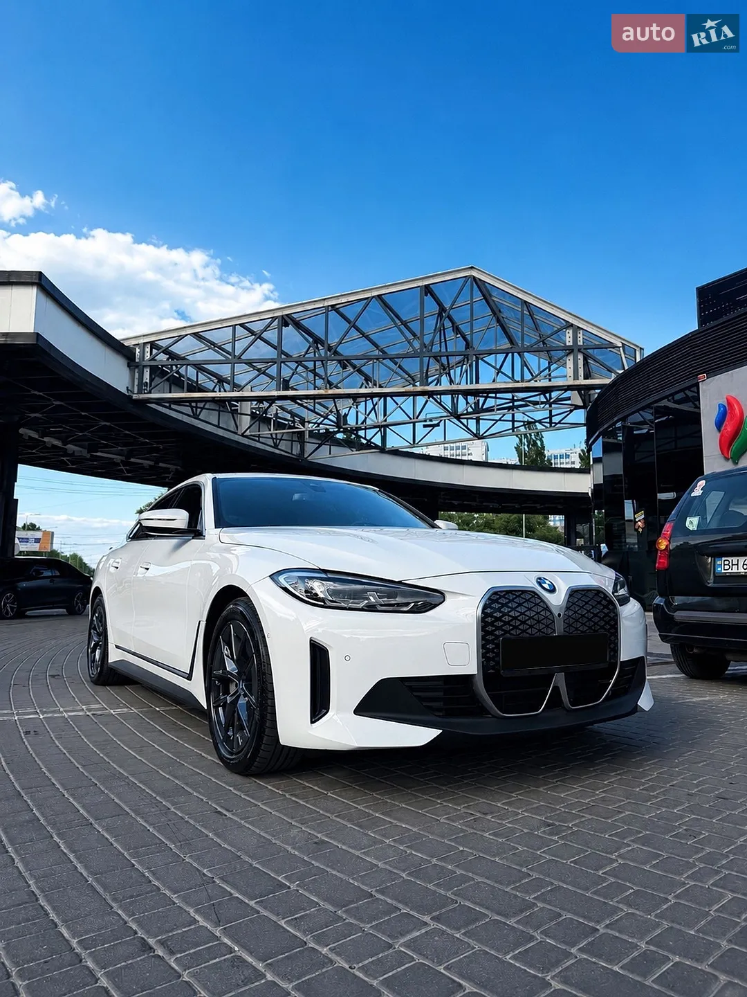 BMW i4, 2023