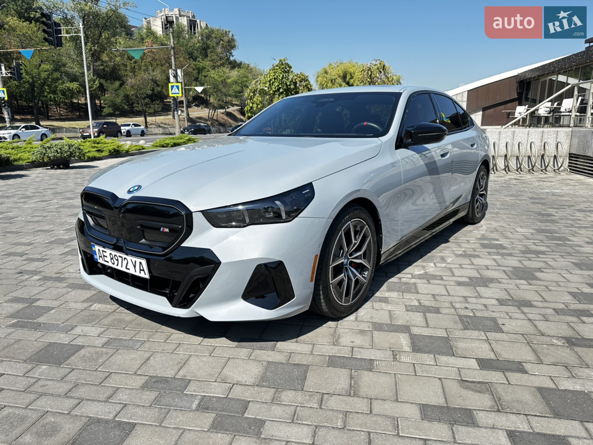 BMW i5, 2023