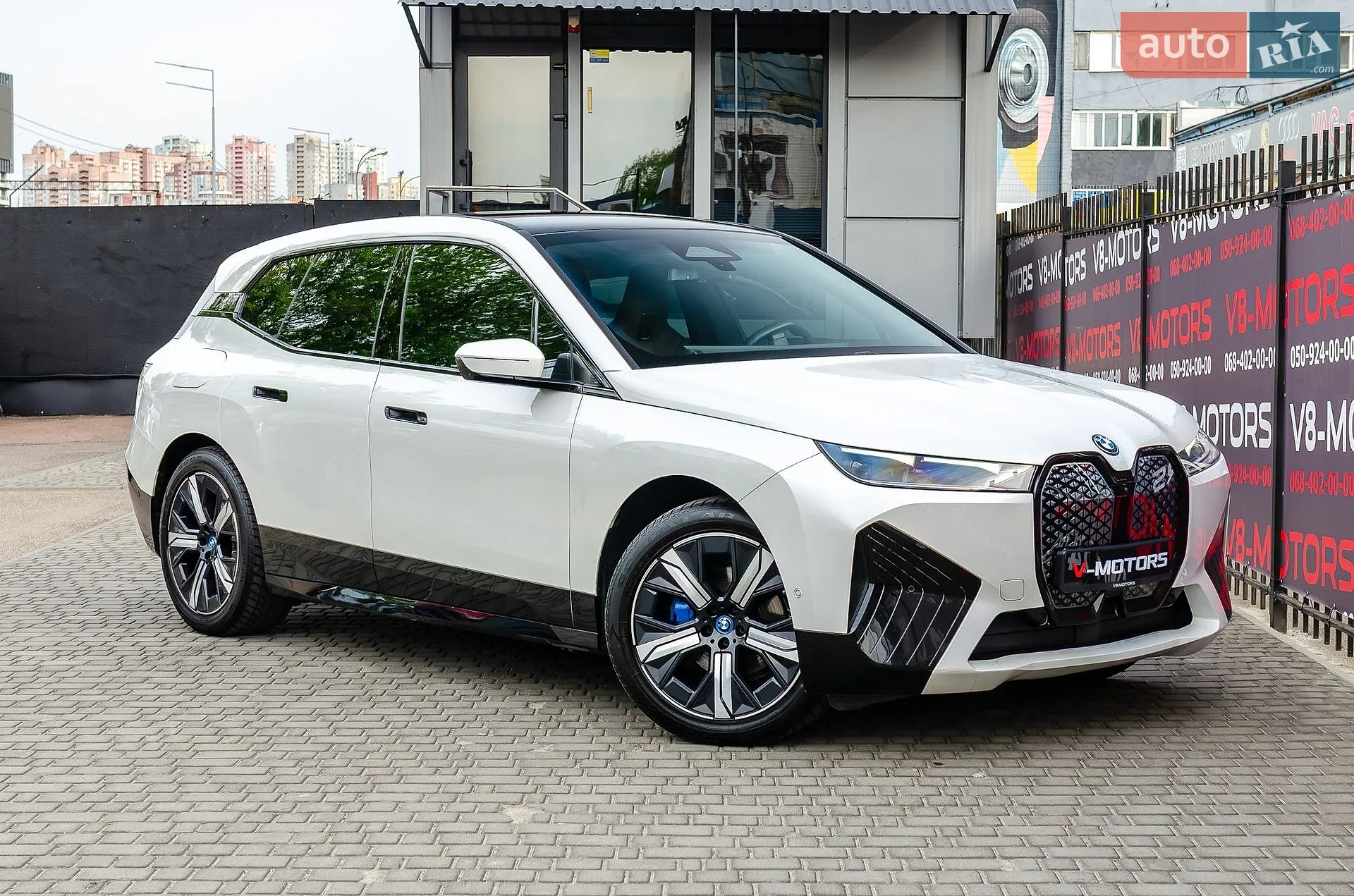 BMW iX, 2022