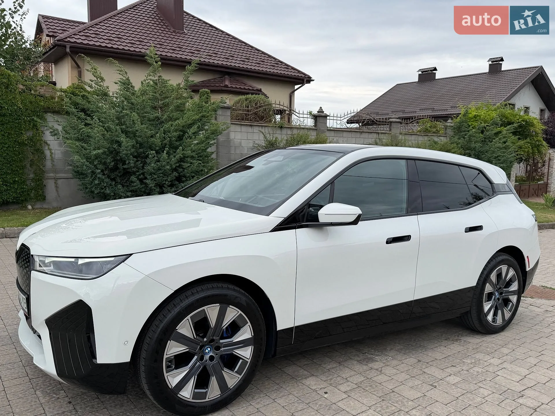 BMW iX, 2023