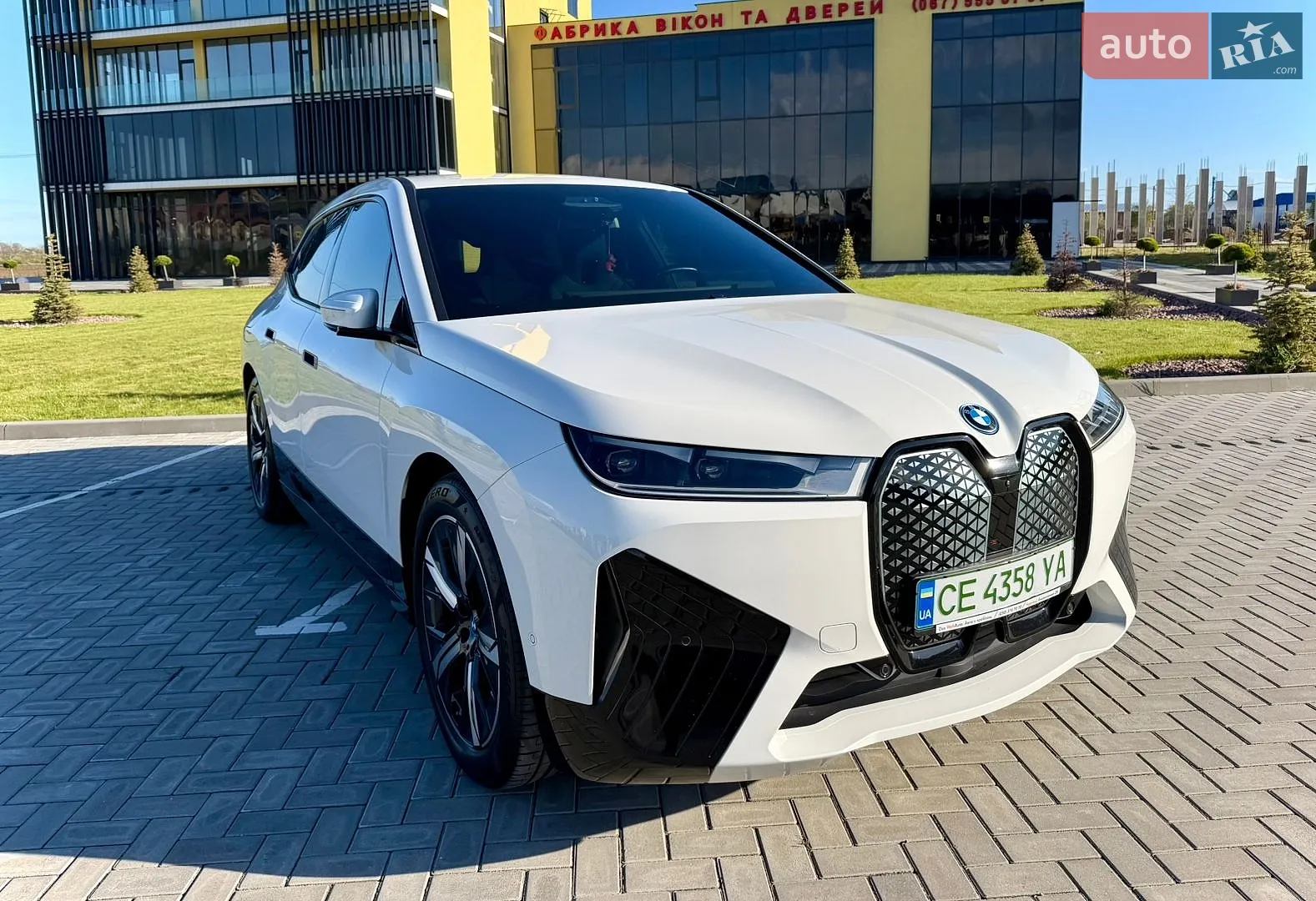 BMW iX, 2022