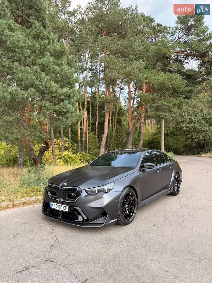 BMW M5, 2025