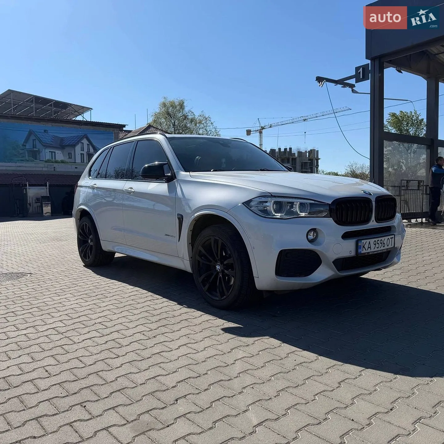 BMW X5 2014 — 1