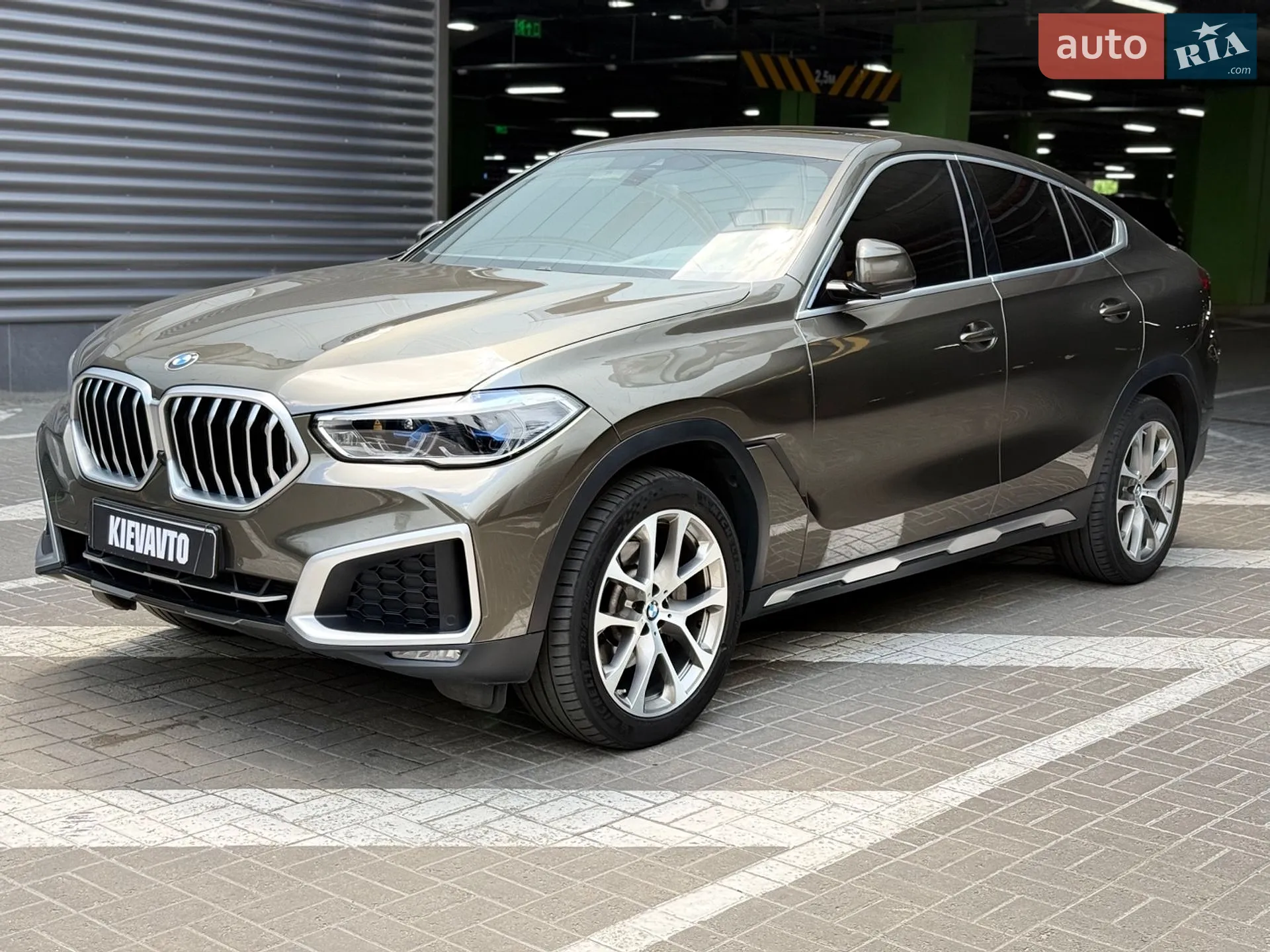 BMW X6, 2021
