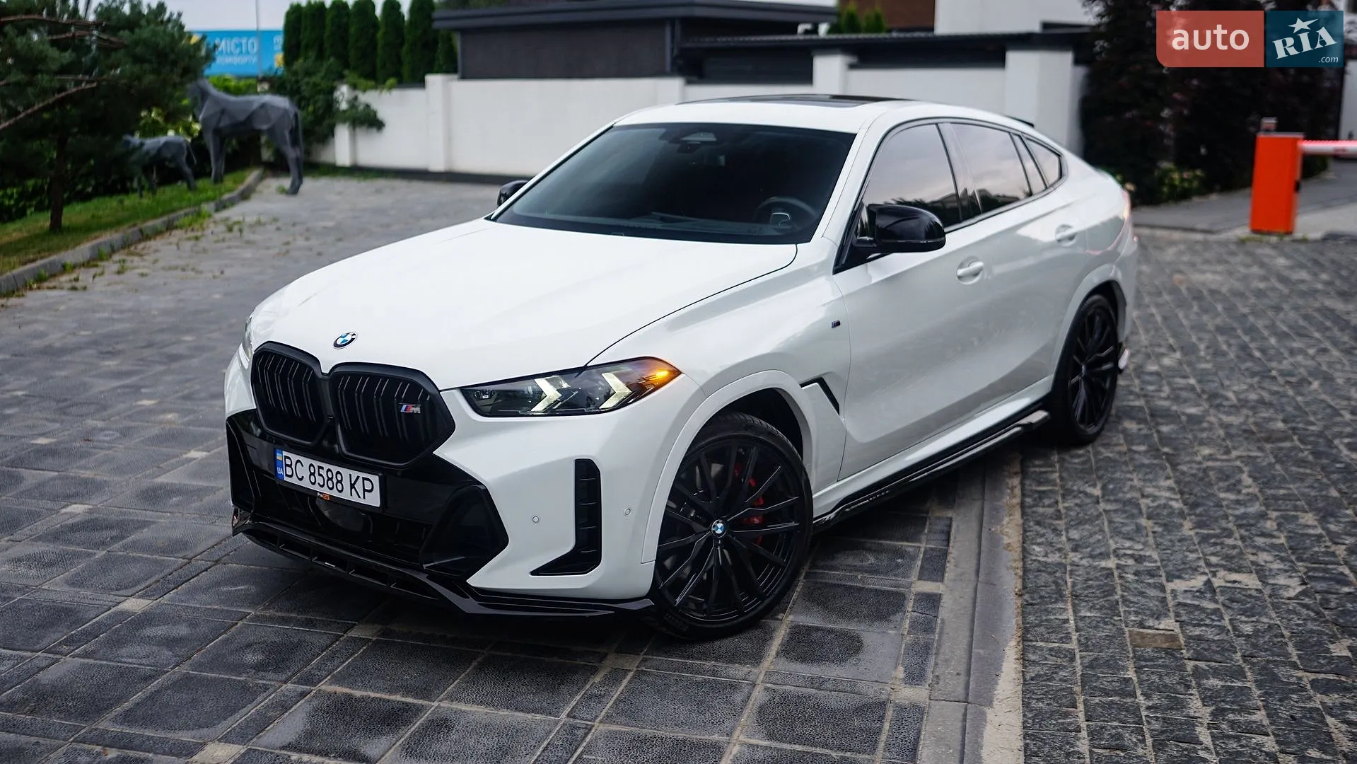 BMW X6, 2024